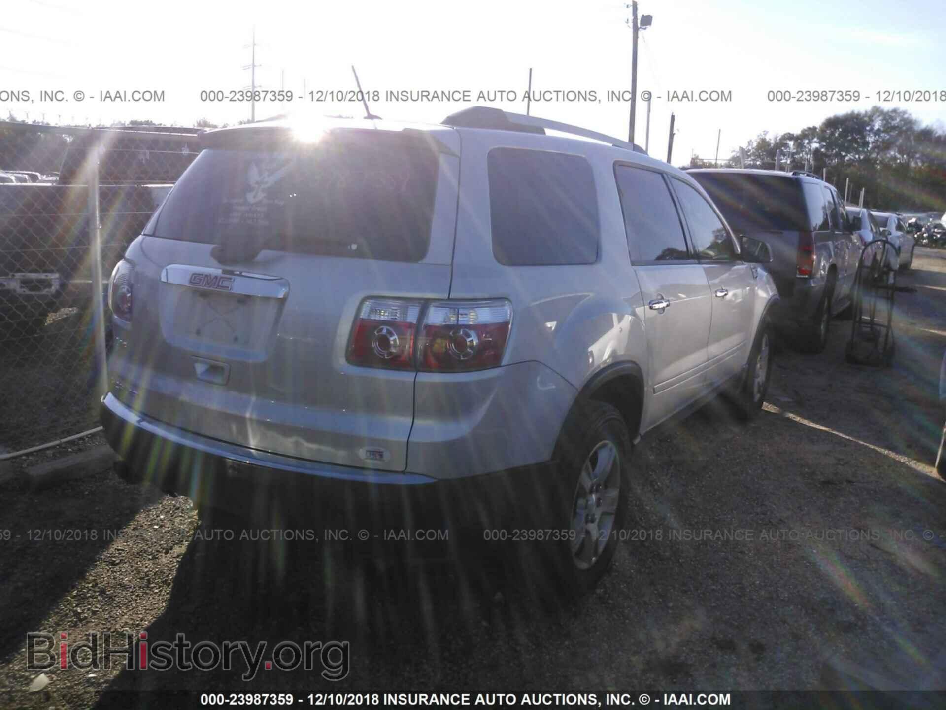 2010 GMC ACADIA - VIN: 1GKLRLED7AJ172610 - Photo 4