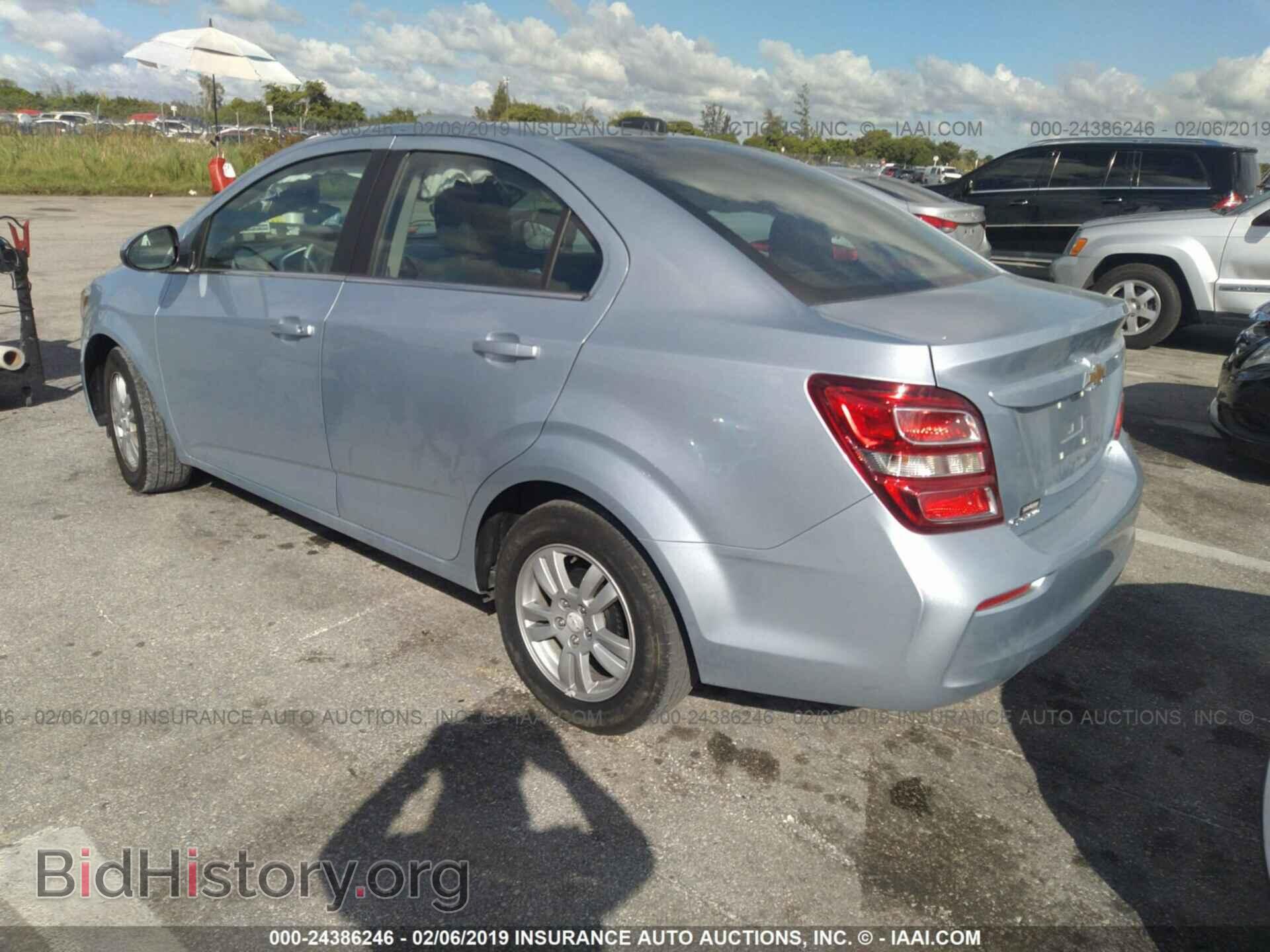2017 CHEVROLET SONIC - VIN: 1G1JD5SH0H4164466 - Фото 3