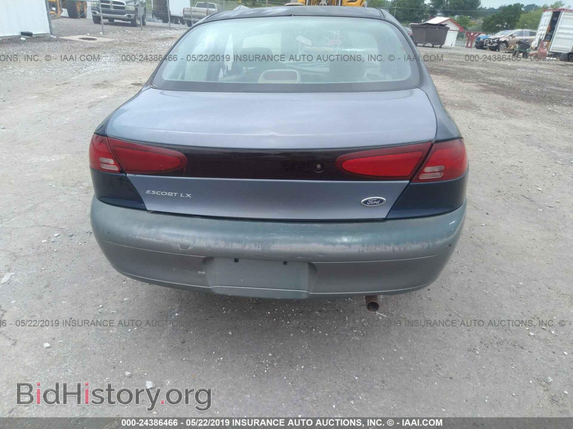 2000 FORD ESCORT - VIN: 3FAFP13P9YR259849 - Photo 8
