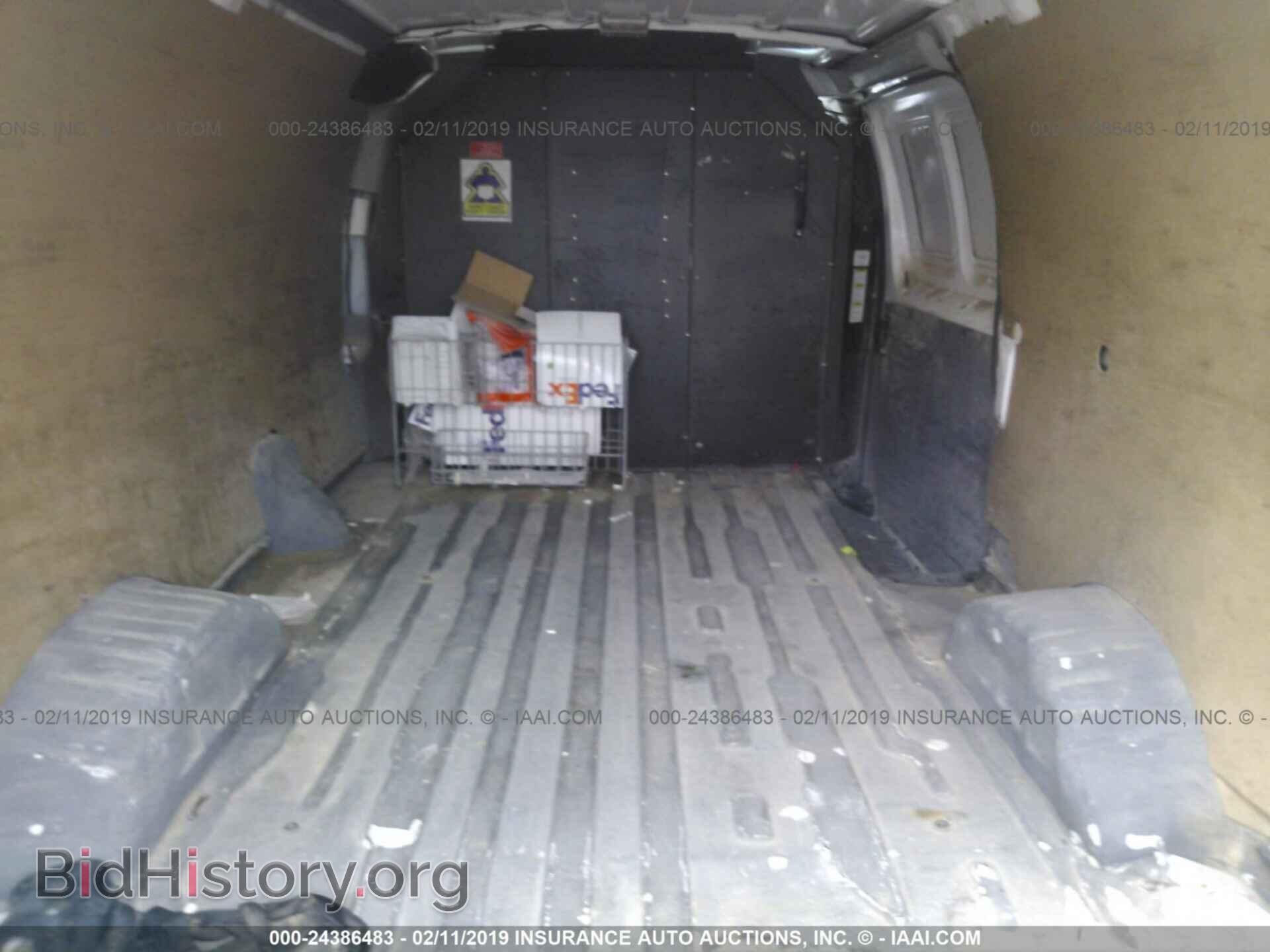 2010 FORD ECONOLINE - VIN: 1FTNE1EW5ADA91156 - Фото 8