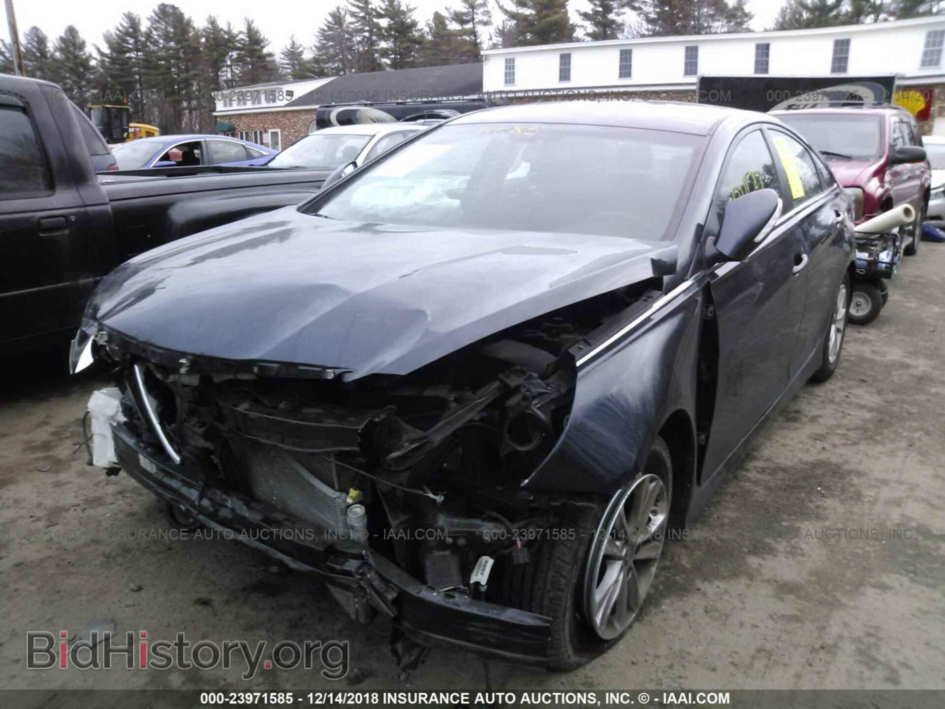 2014 BMW M5 - VIN: WBSFV9C55ED097759 - Photo 2