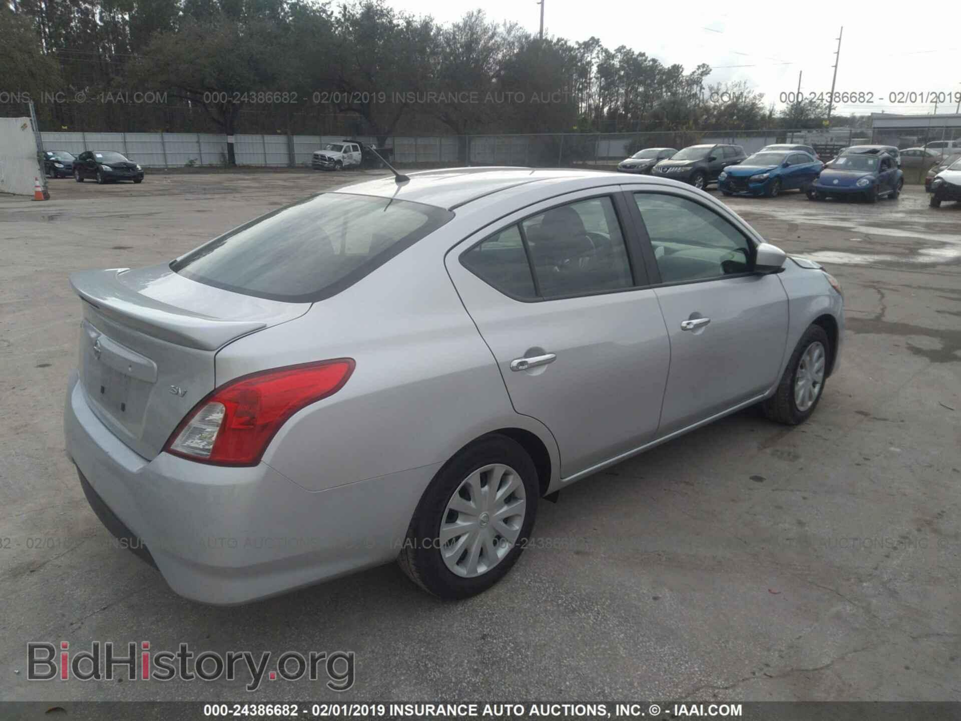 2017 NISSAN VERSA - VIN: 3N1CN7AP2HK422751 - Фото 4