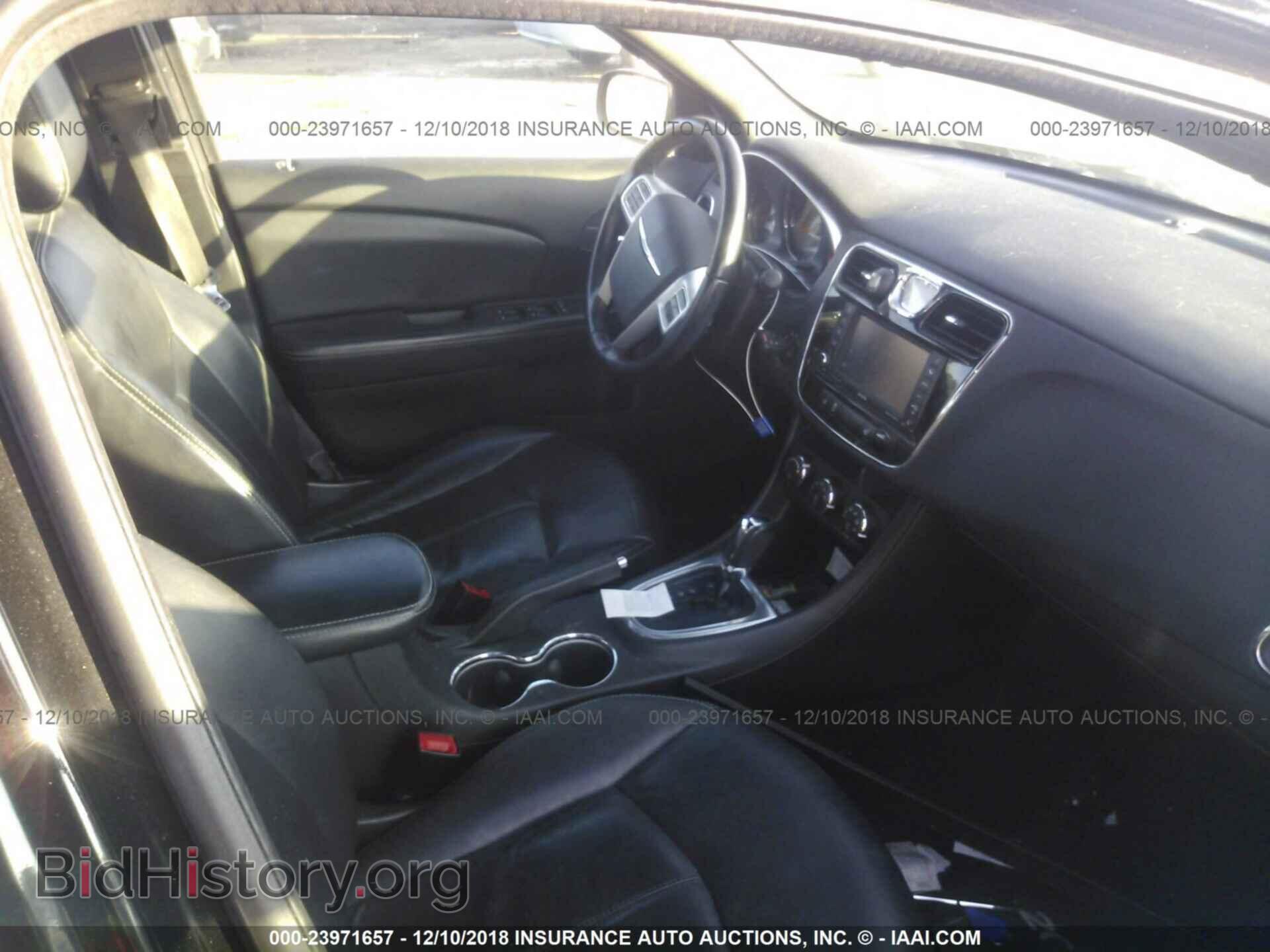 2012 CHRYSLER 200 - VIN: 1C3CCBCB3CN121565 - Фото 5