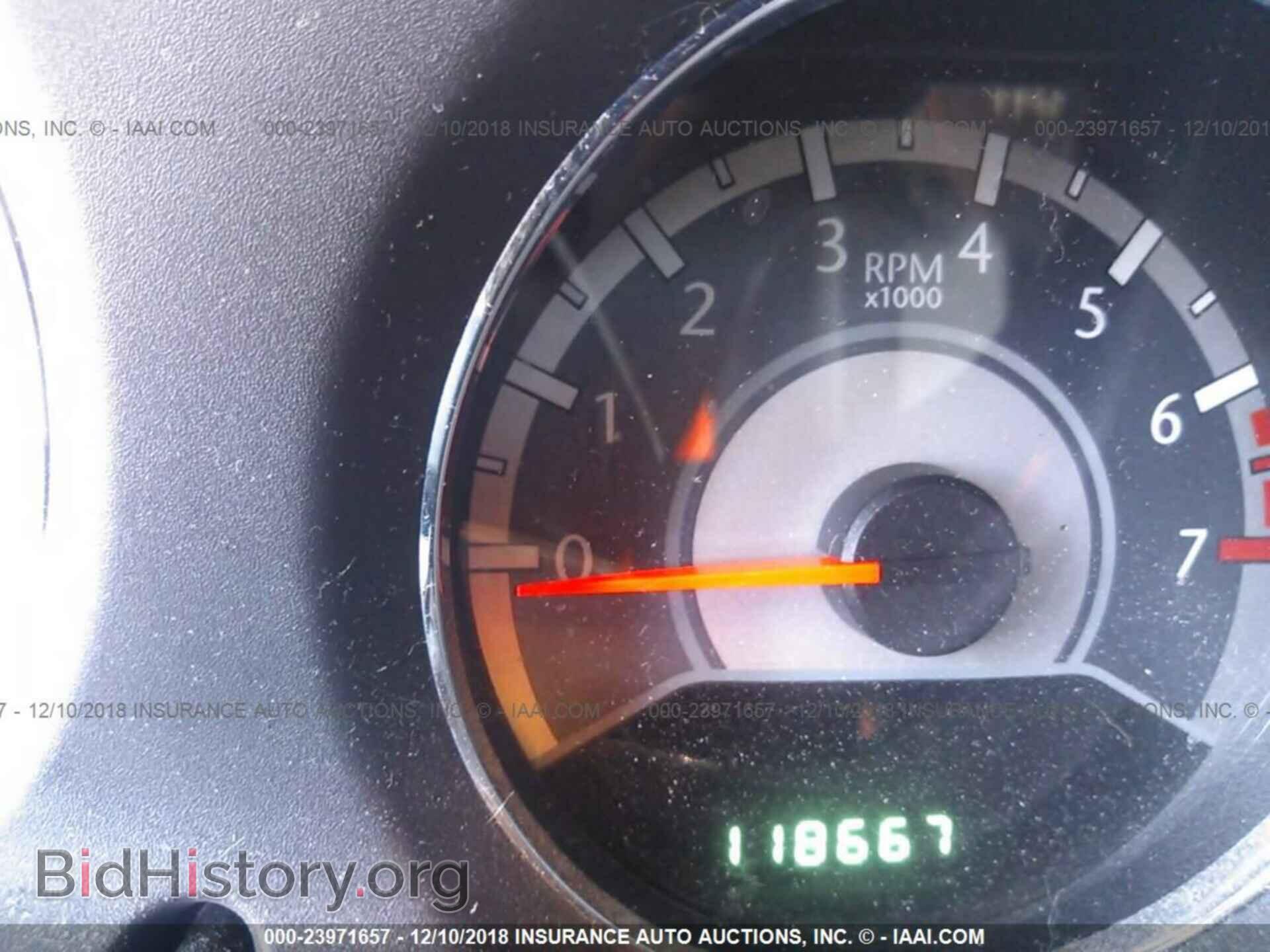2012 CHRYSLER 200 - VIN: 1C3CCBCB3CN121565 - Фото 7
