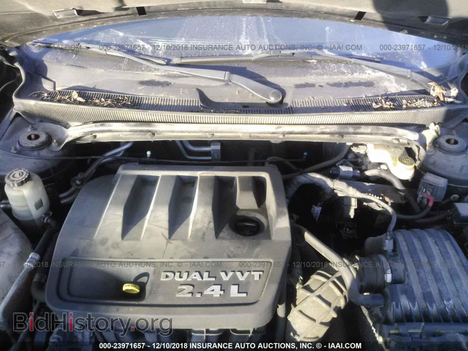 2012 CHRYSLER 200 - VIN: 1C3CCBCB3CN121565 - Фото 10