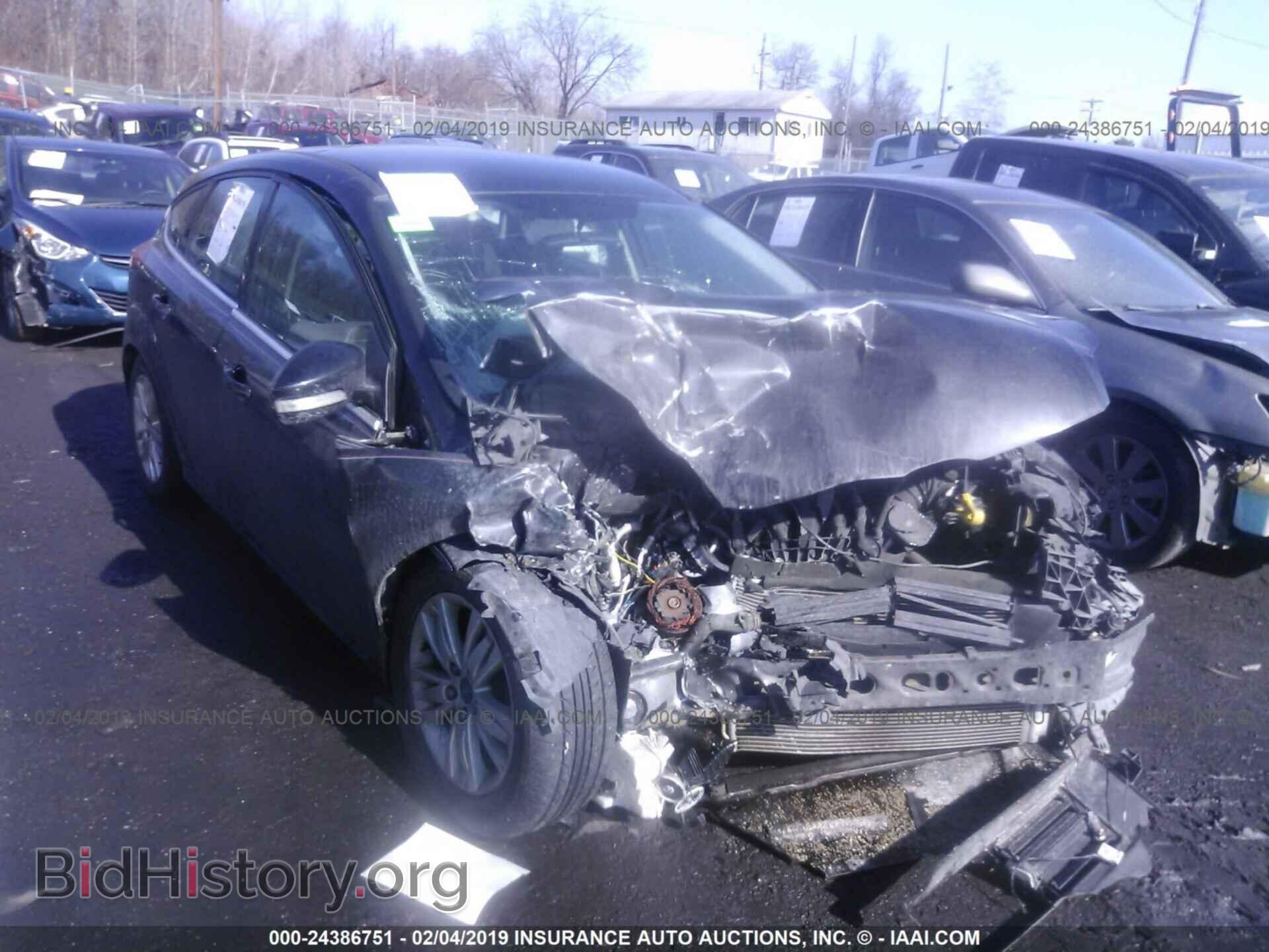 Photo 1FAHP3M22CL316181 - FORD FOCUS 2012
