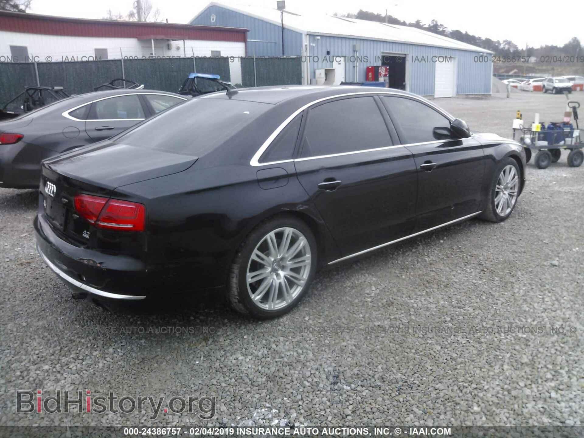 2011 AUDI A8 - VIN: WAURVAFD8BN016880 - Фото 4
