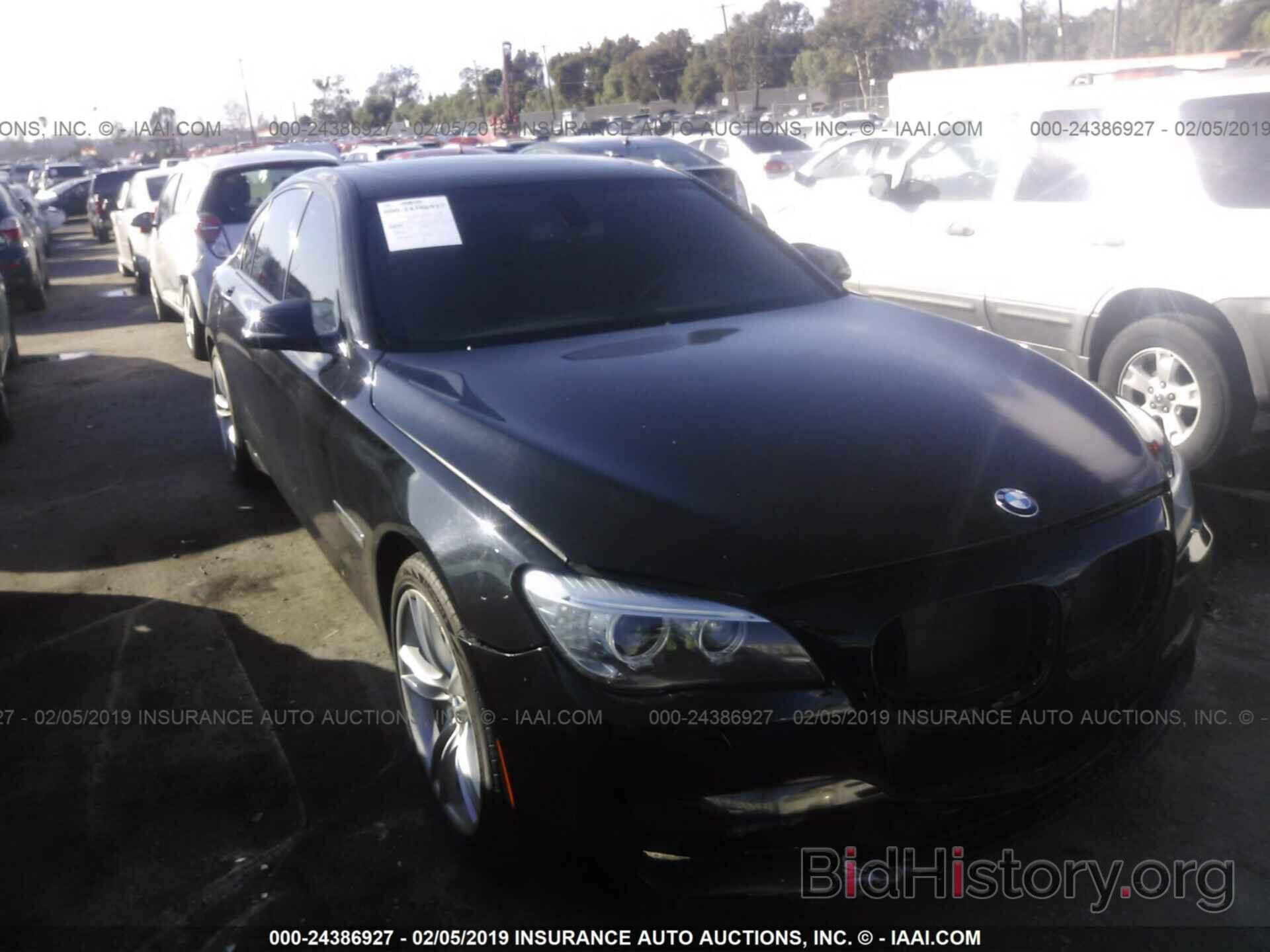 Фотография WBAYA6C56DC995380 - BMW 740 2013