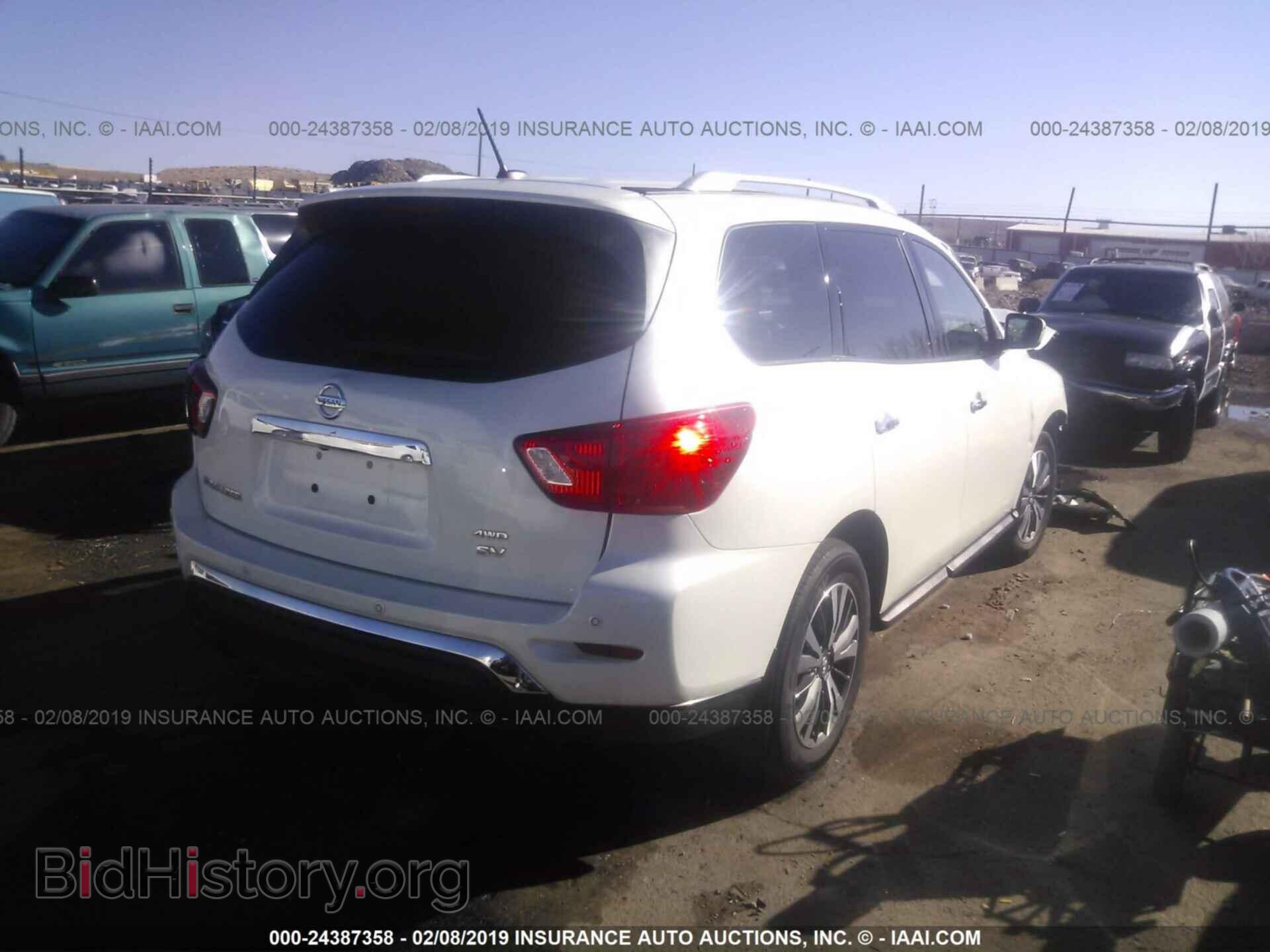 2017 NISSAN PATHFINDER - VIN: 5N1DR2MM6HC651297 - Фото 4