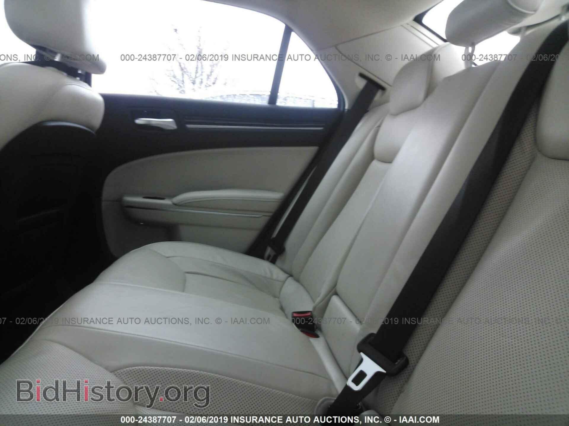 2016 CHRYSLER 300C - VIN: 2C3CCAEGXGH239355 - Фото 8