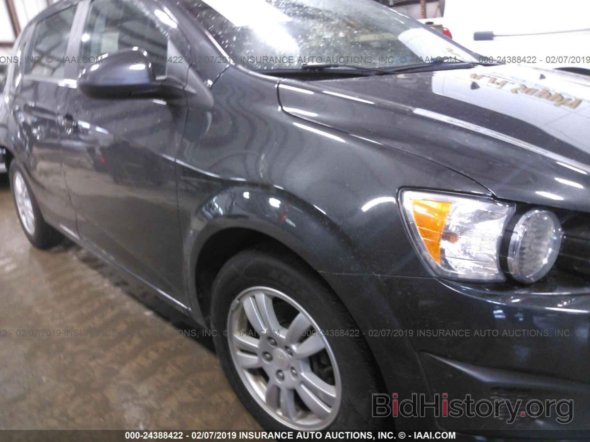 Photo 1G1JC6SH3E4209372 - CHEVROLET SONIC 2014