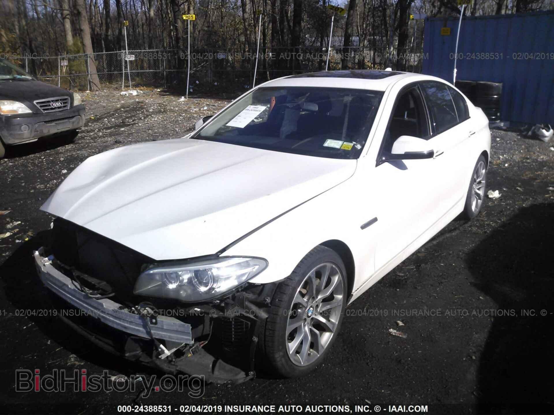 2016 BMW 528 - VIN: WBA5A7C51GG147073 - Фото 2