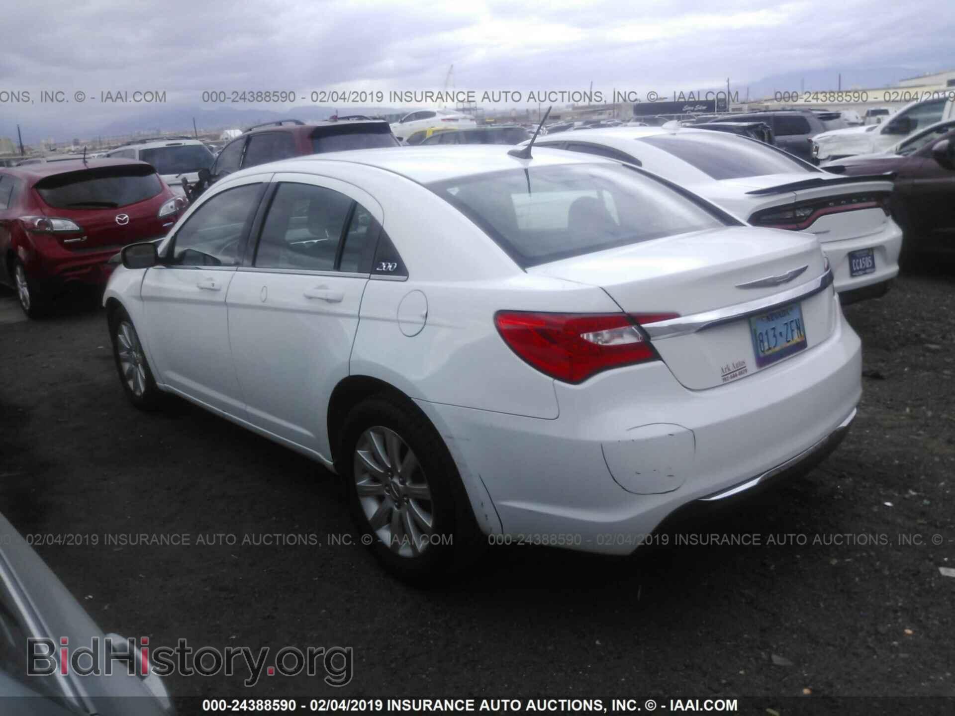 2014 CHRYSLER 200 - VIN: 1C3CCBBB4EN132336 - Фото 3