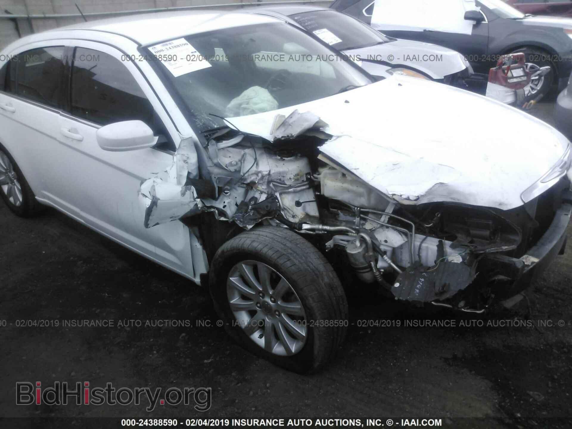 2014 CHRYSLER 200 - VIN: 1C3CCBBB4EN132336 - Фото 6