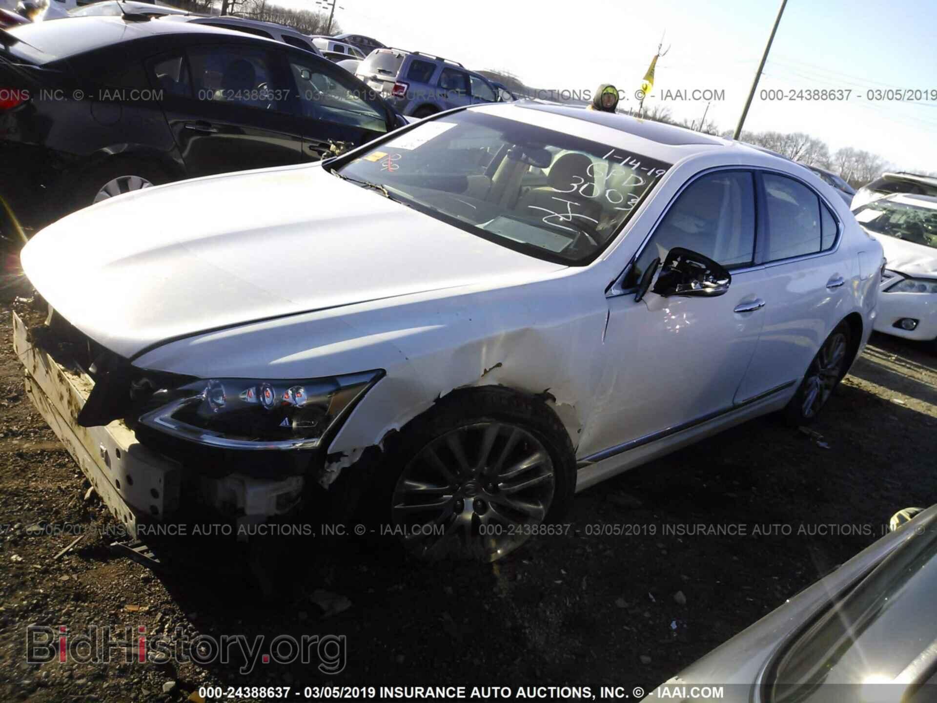 2014 LEXUS LS - VIN: JTHBL5EF7E5133003 - Photo 2