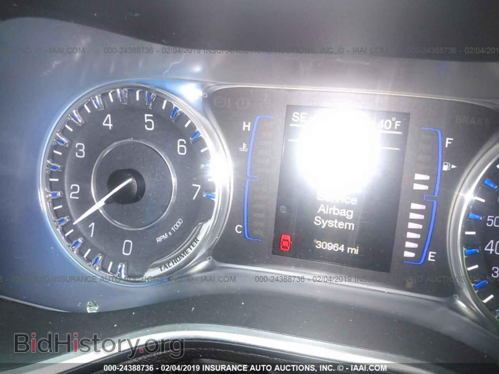 2016 CHRYSLER 200 - VIN: 1C3CCCAB9GN166167 - Photo 7