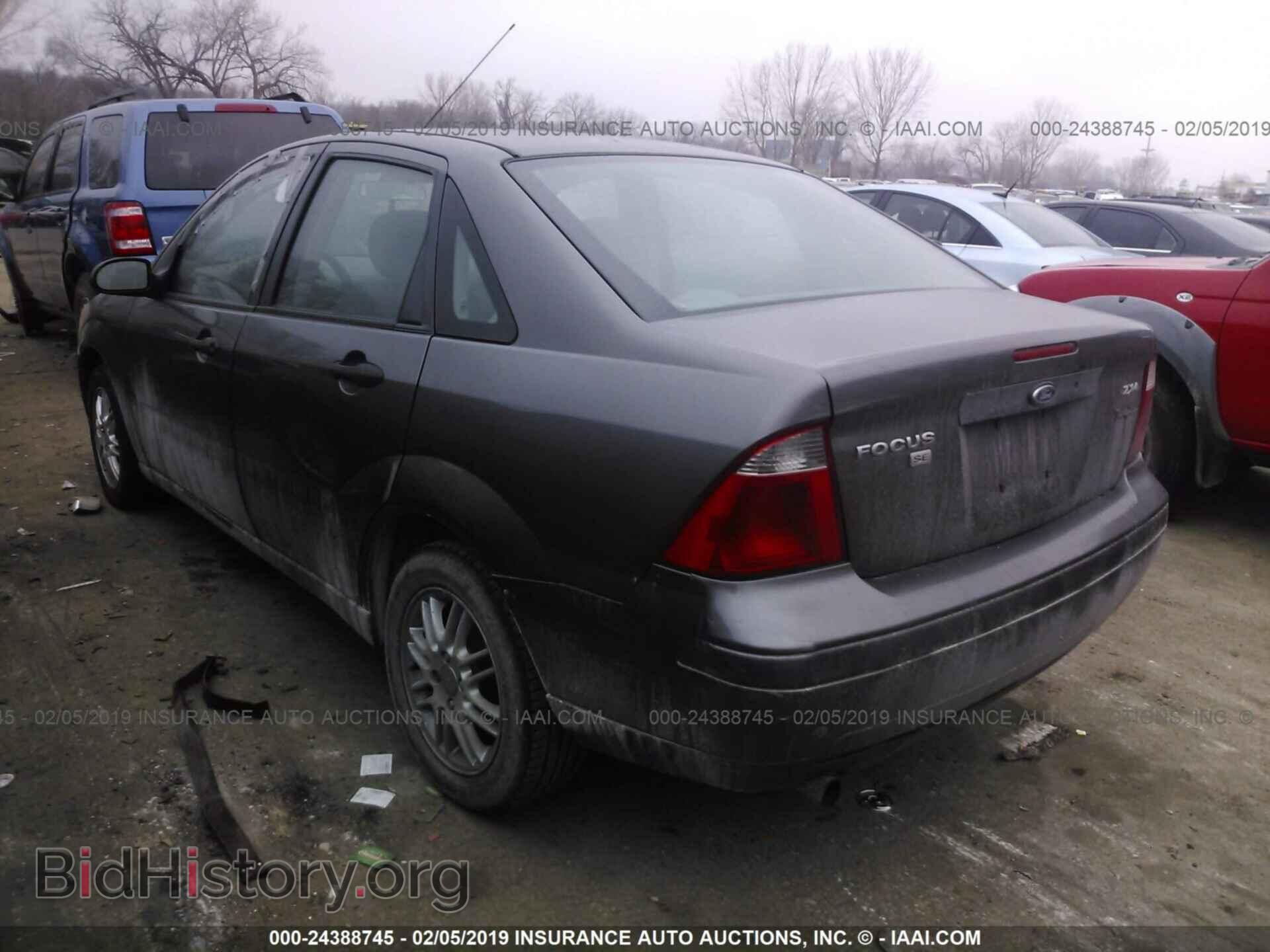 2005 FORD FOCUS - VIN: 1FAFP34NX5W116040 - Фото 3