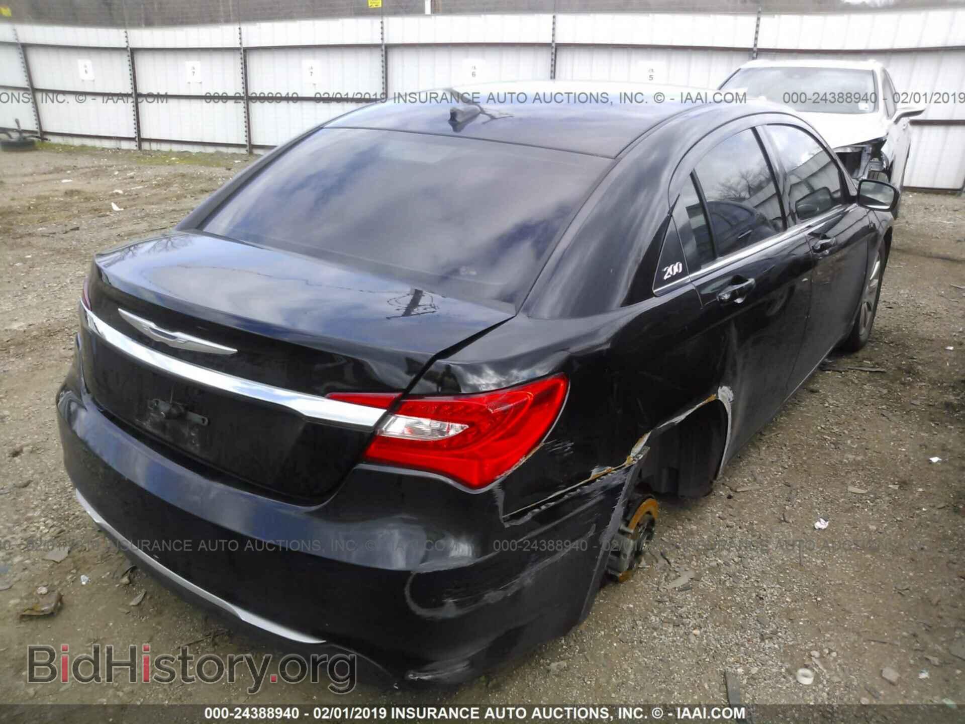 2013 CHRYSLER 200 - VIN: 1C3CCBBB2DN573641 - Photo 4