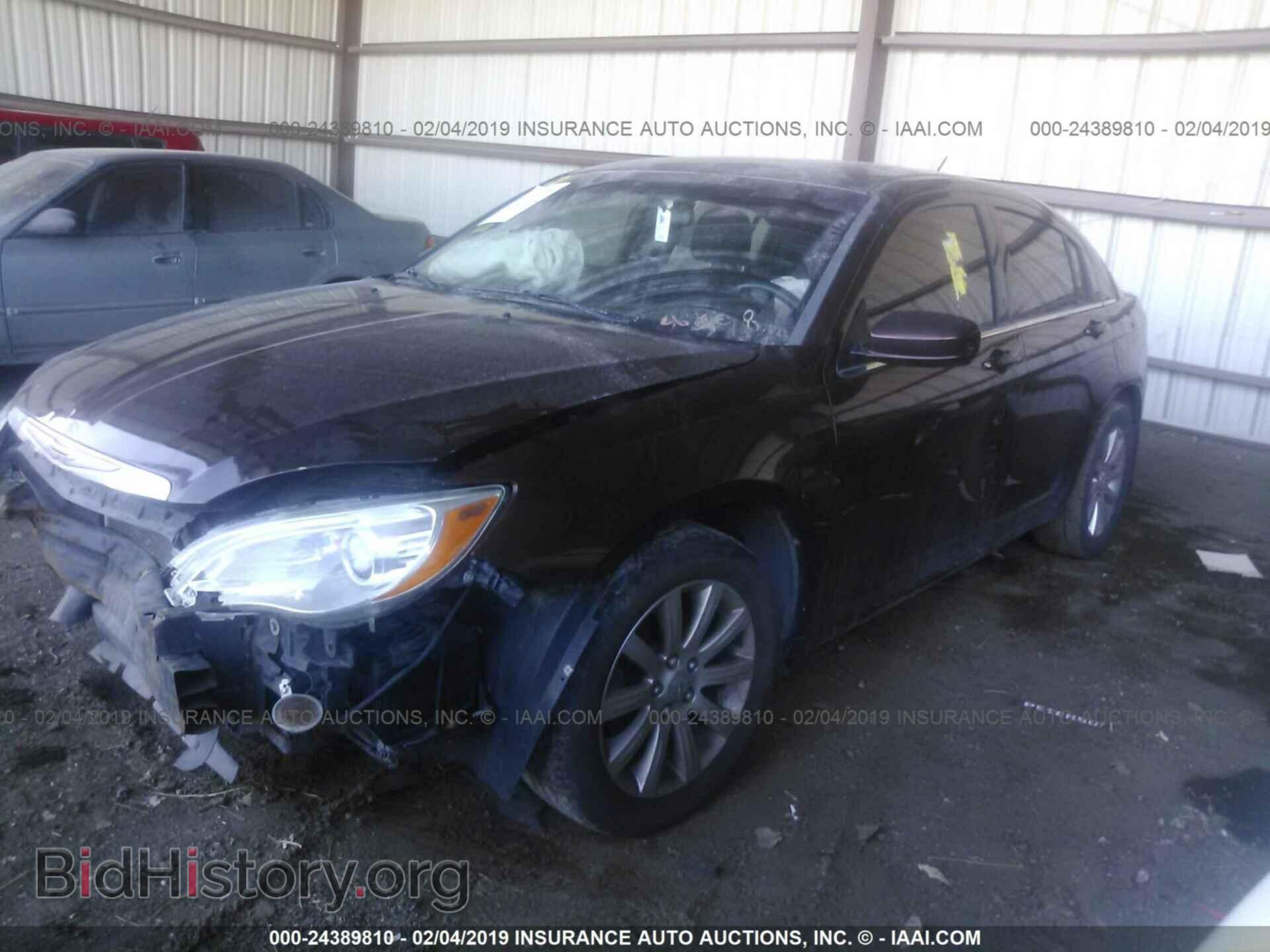 2012 CHRYSLER 200 - VIN: 1C3CCBBB2CN299176 - Фото 2