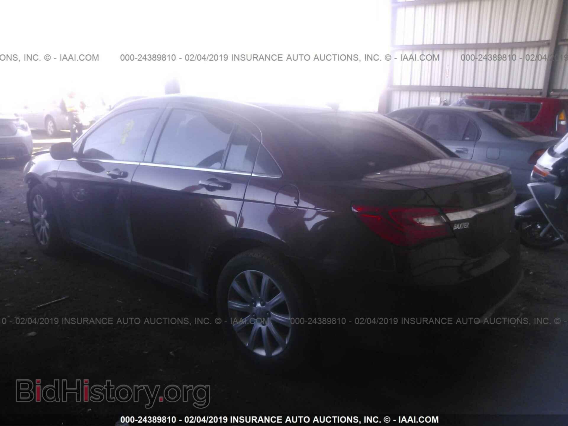 2012 CHRYSLER 200 - VIN: 1C3CCBBB2CN299176 - Фото 3