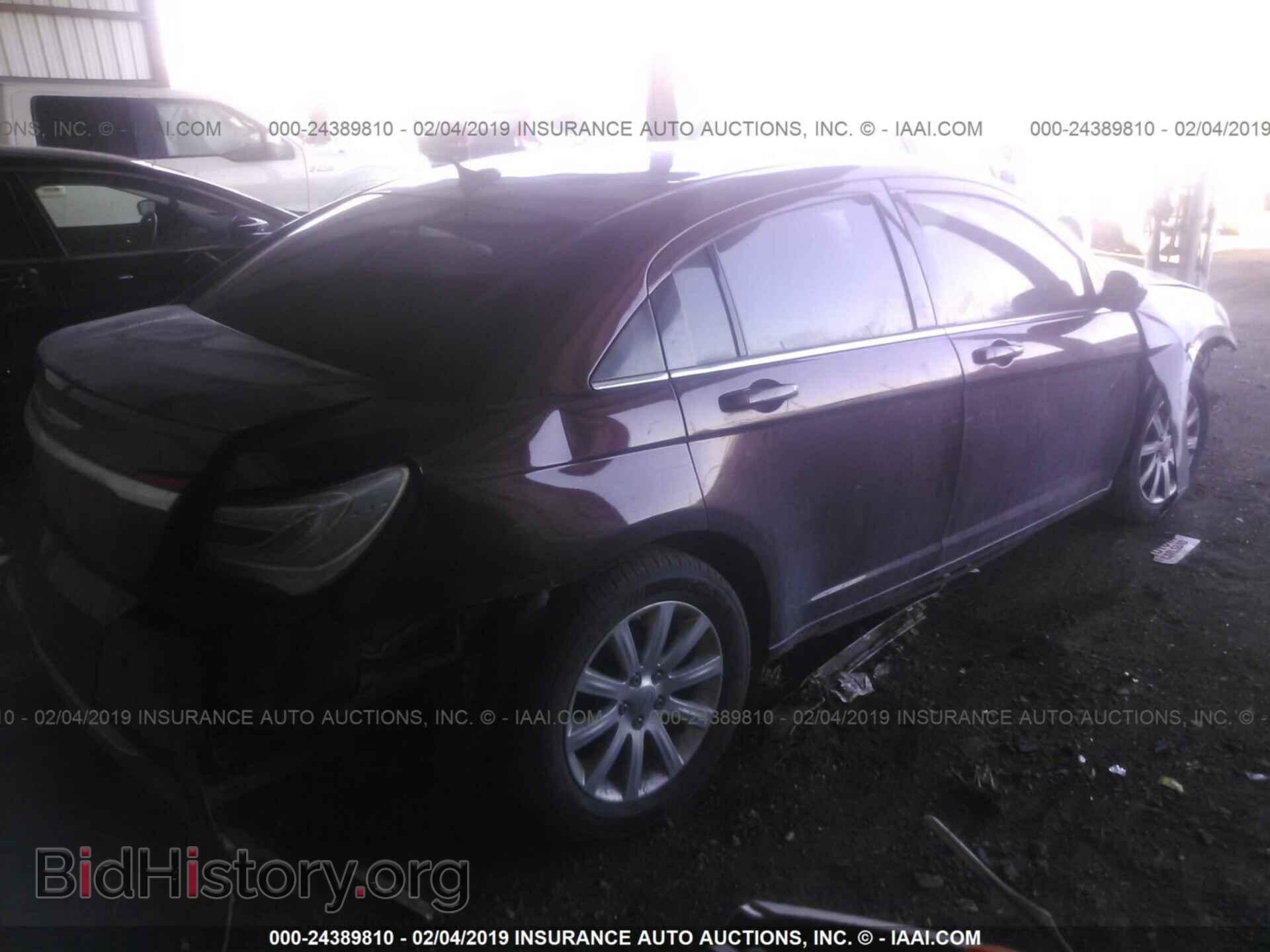 2012 CHRYSLER 200 - VIN: 1C3CCBBB2CN299176 - Фото 4