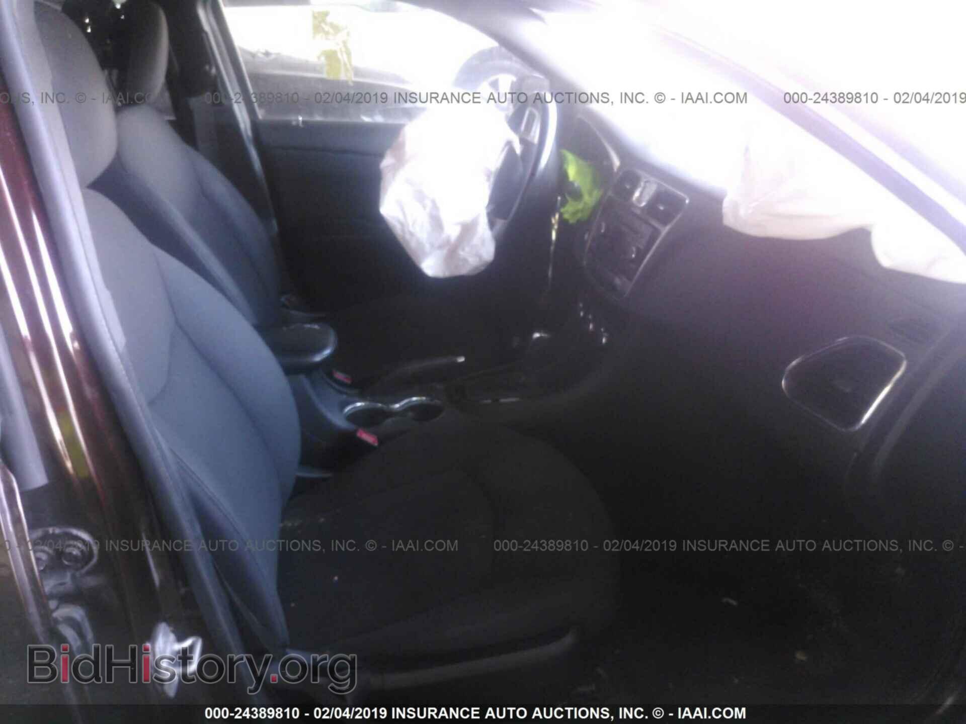 2012 CHRYSLER 200 - VIN: 1C3CCBBB2CN299176 - Фото 5