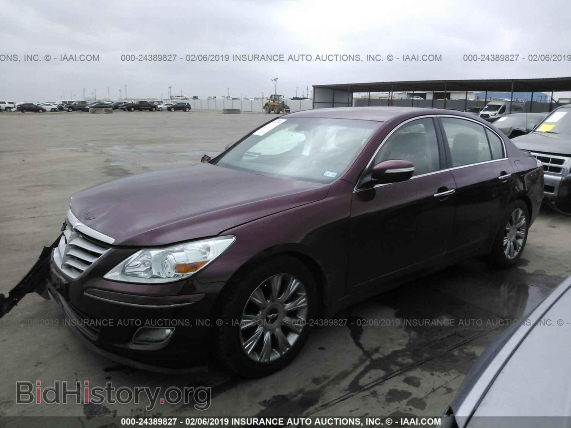 2011 HYUNDAI GENESIS - VIN: KMHGC4DE4BU122869 - Фото 2