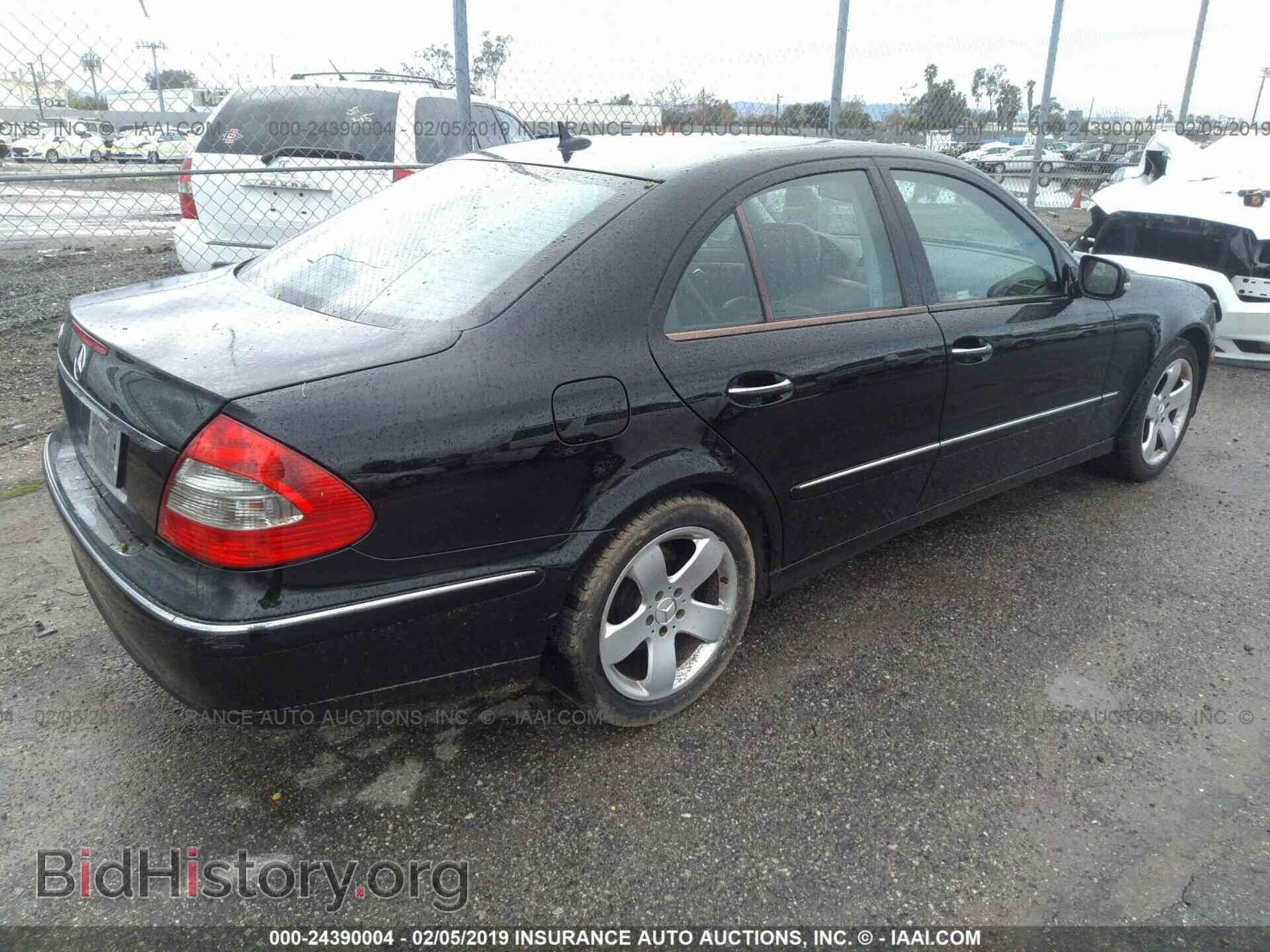 2007 MERCEDES-BENZ E - VIN: WDBUF72X77B045341 - Photo 4