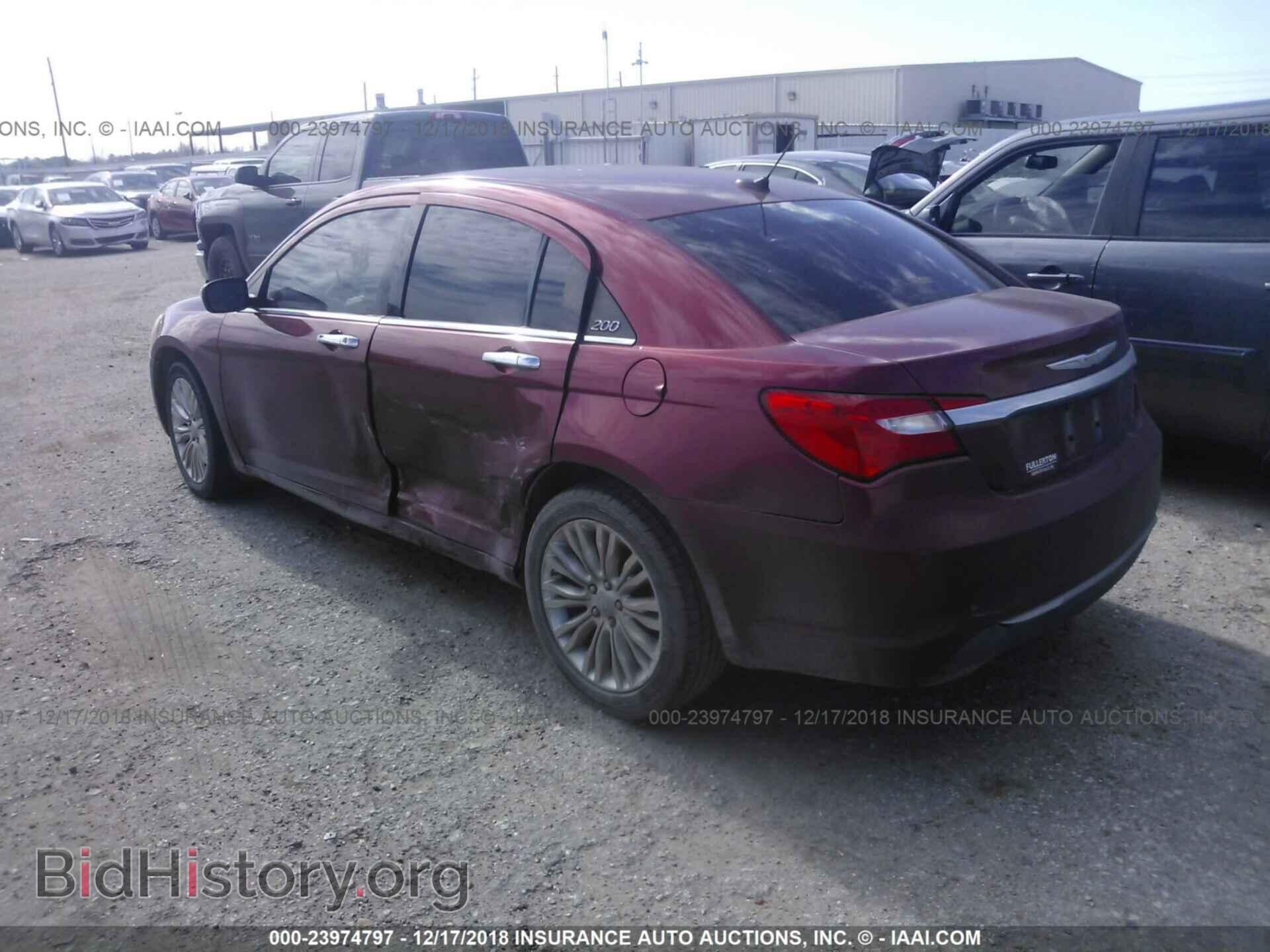 2011 CHRYSLER 200 - VIN: 1C3BC2FB9BN580444 - Photo 3