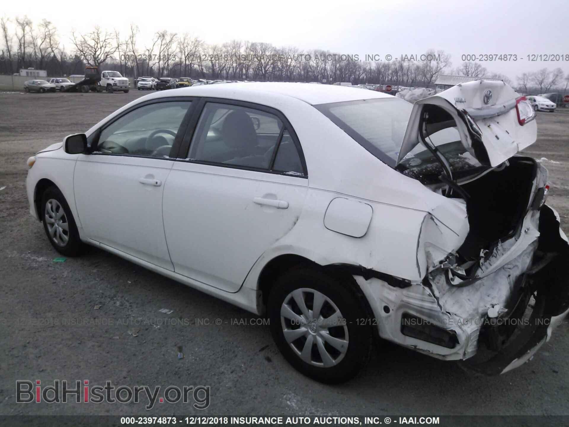 2011 TOYOTA COROLLA - VIN: 2T1BU4EE6BC652820 - Photo 3
