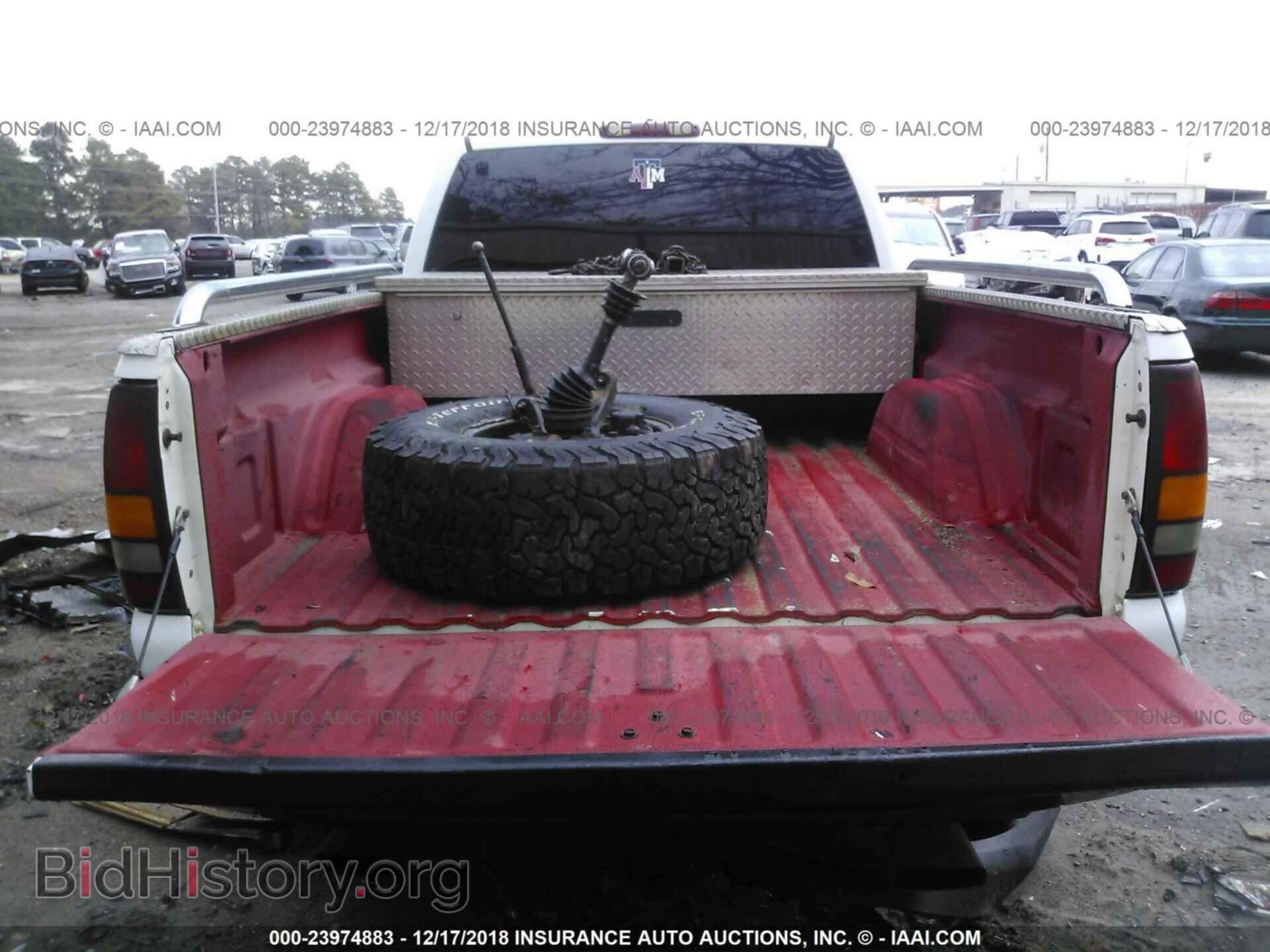 2001 GMC NEW SIERRA - VIN: 1GTEK19T51E151200 - Фото 8