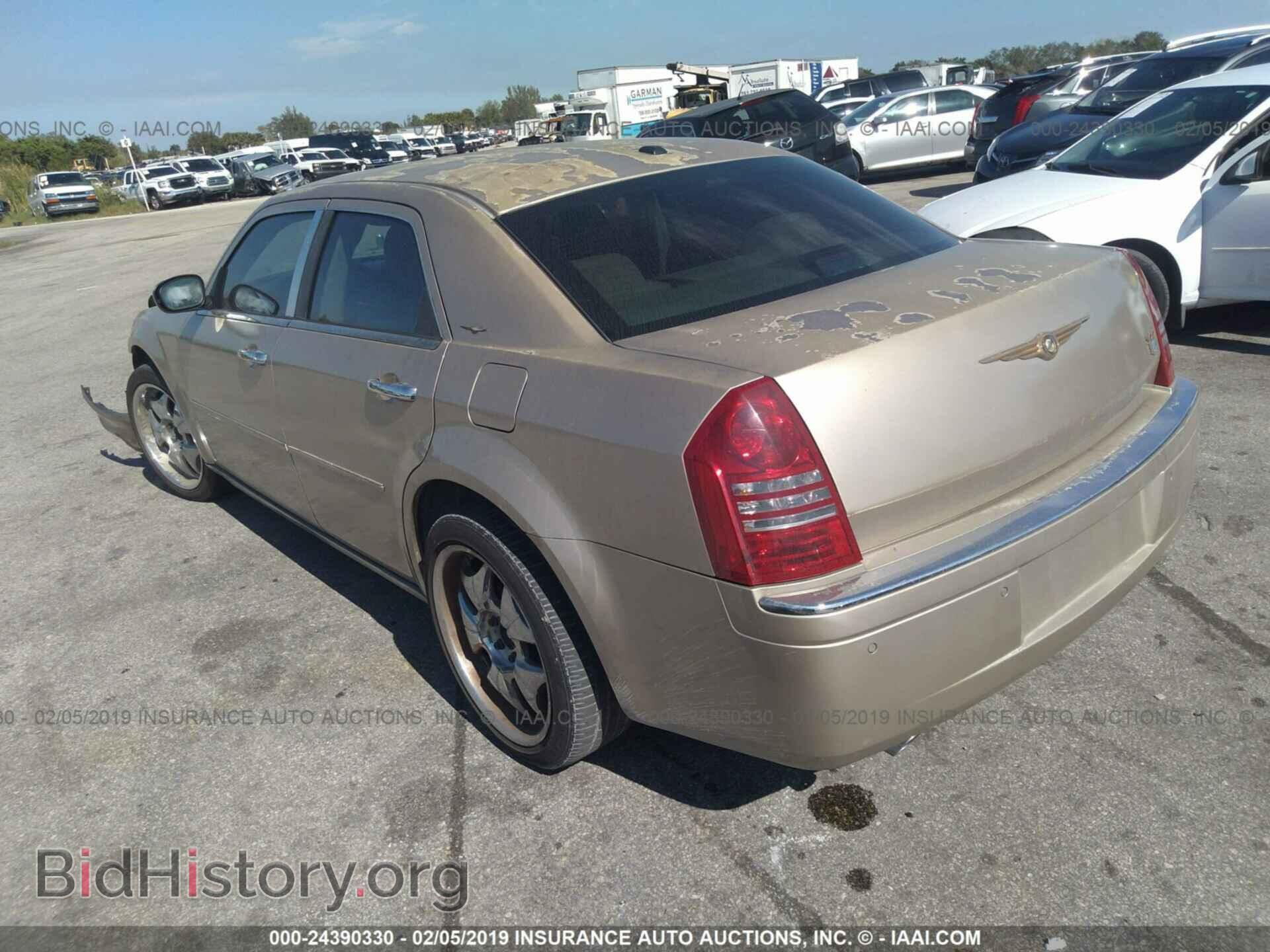 2006 CHRYSLER 300C - VIN: 2C3LA63H06H258249 - Фото 3