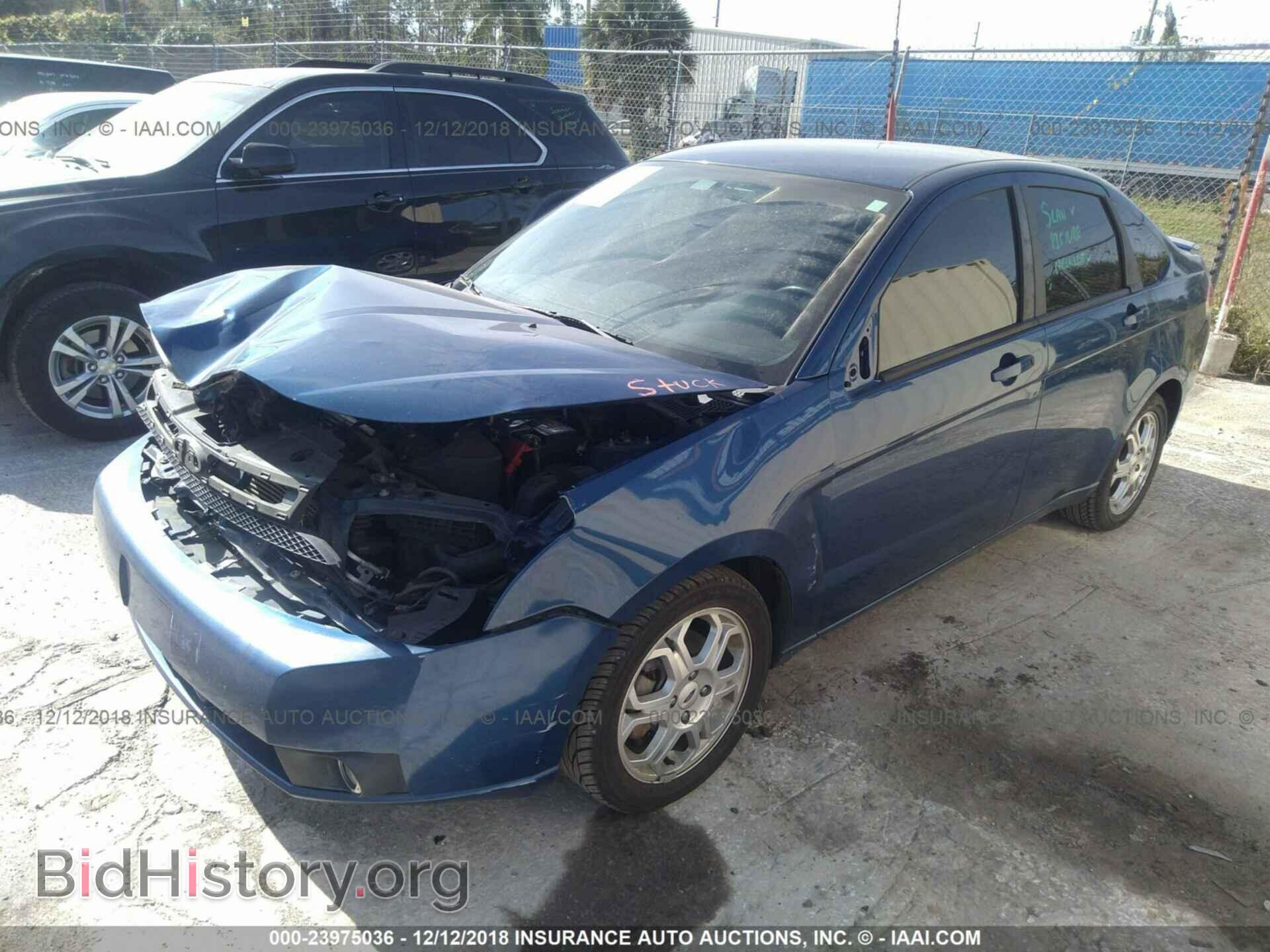 2009 FORD FOCUS - VIN: 1FAHP36N89W177284 - Фото 2