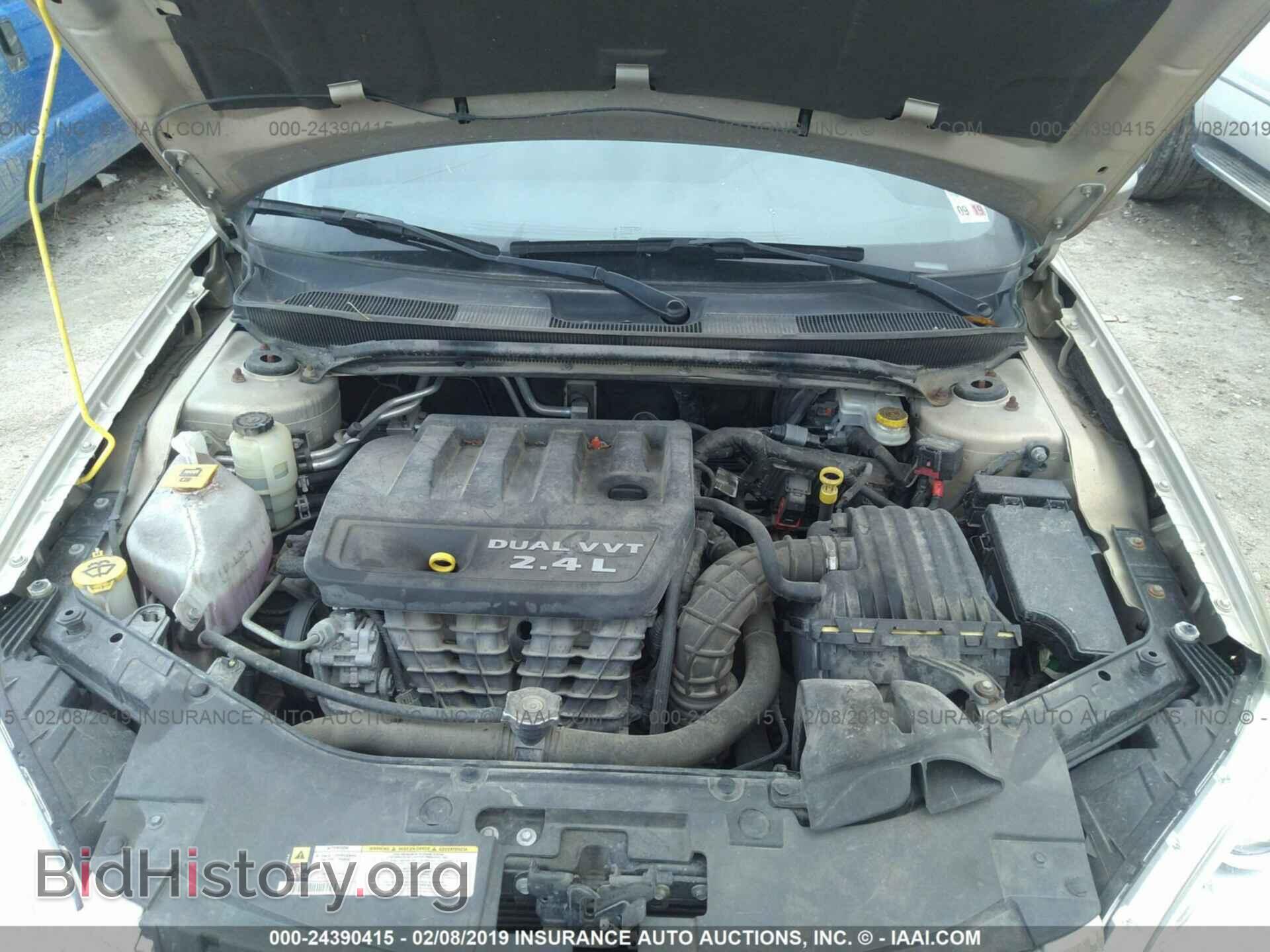 2013 CHRYSLER 200 - VIN: 1C3CCBAB6DN640775 - Фото 10