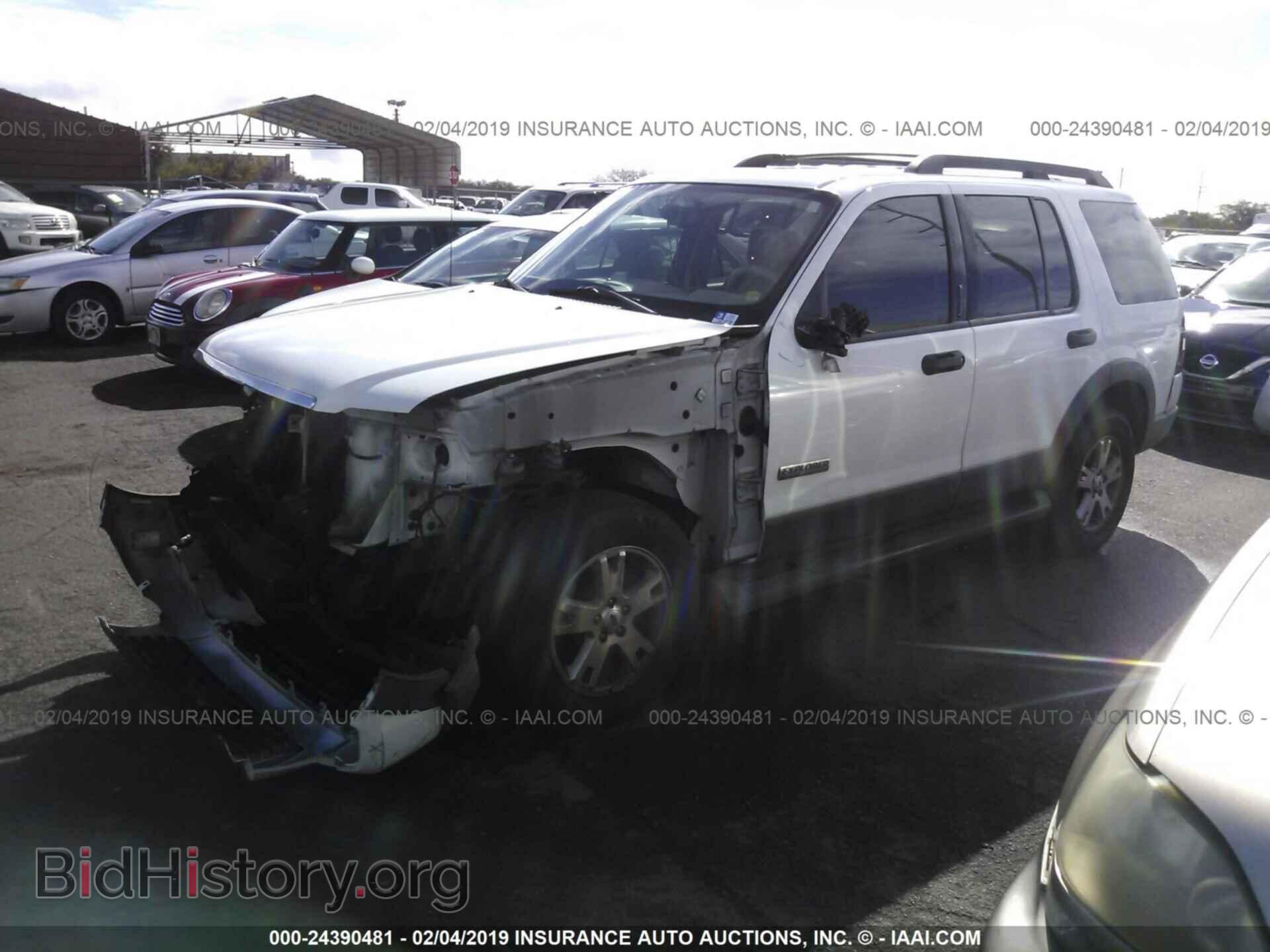 2006 FORD EXPLORER - VIN: 1FMEU73EX6UB63066 - Фото 2