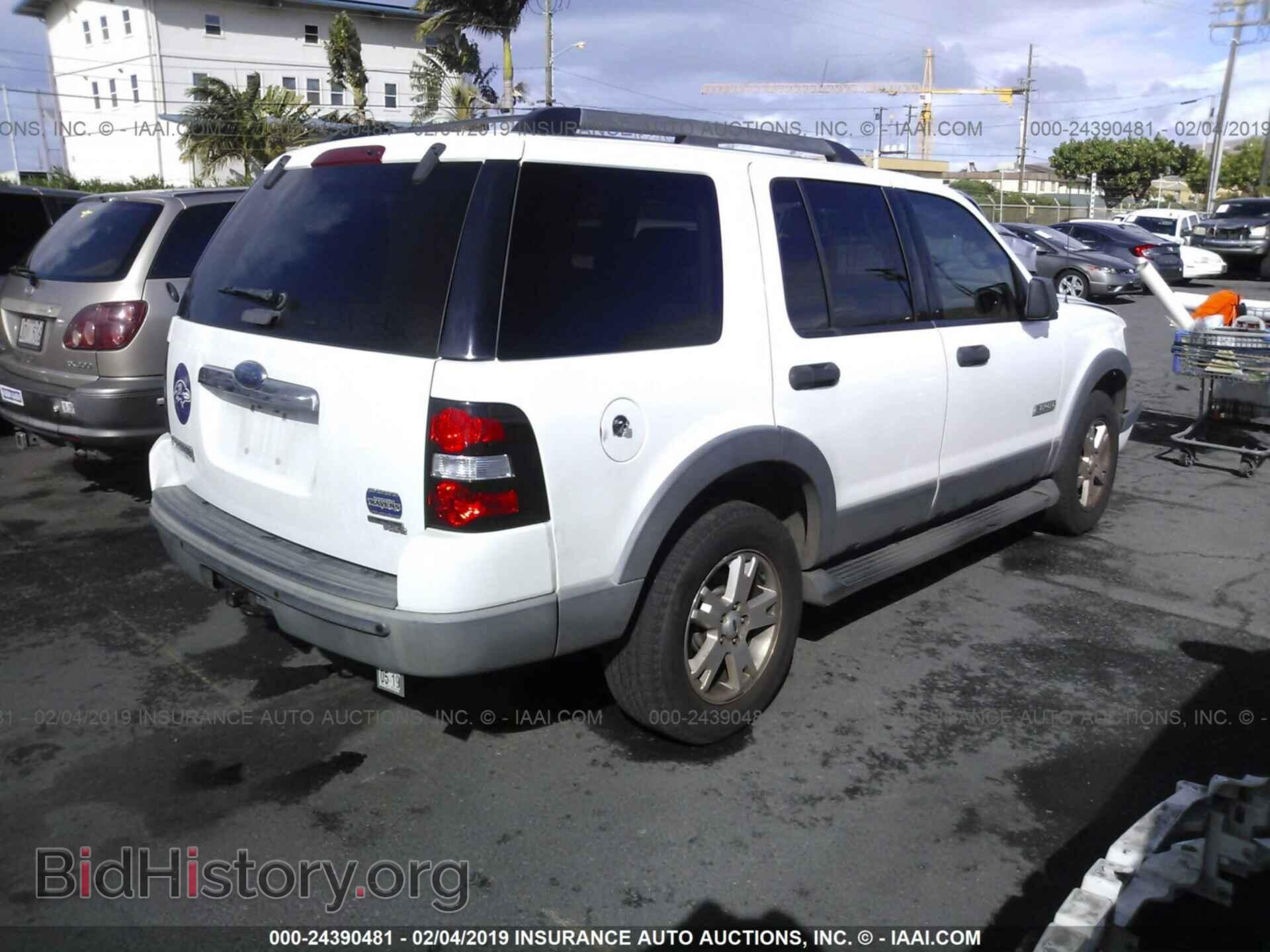 2006 FORD EXPLORER - VIN: 1FMEU73EX6UB63066 - Фото 4