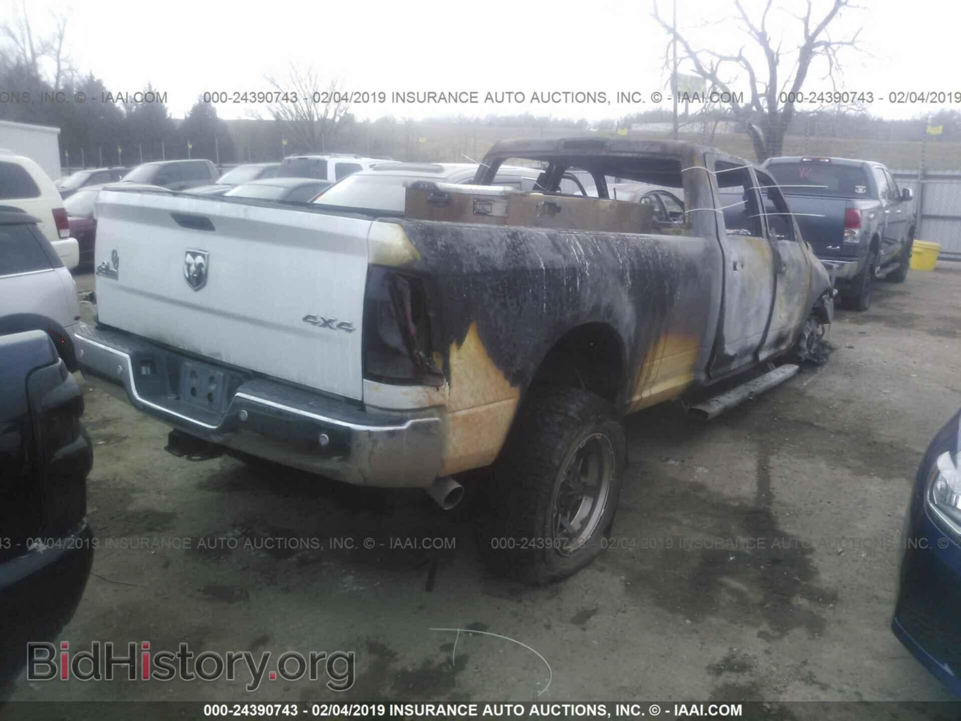 2017 RAM 3500 - VIN: 3C63R3HL7HG714970 - Photo 4
