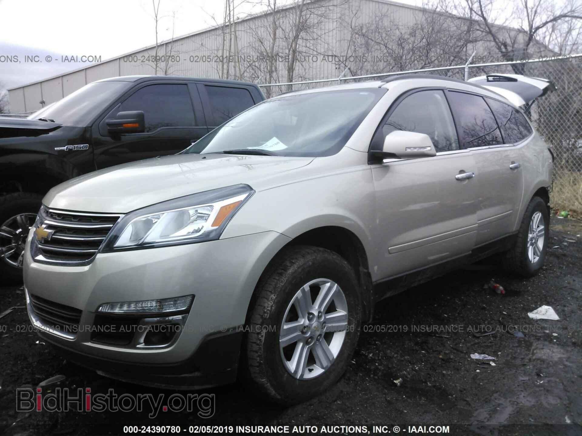 2013 CHEVROLET TRAVERSE - VIN: 1GNKRGKD2DJ106643 - Фото 2