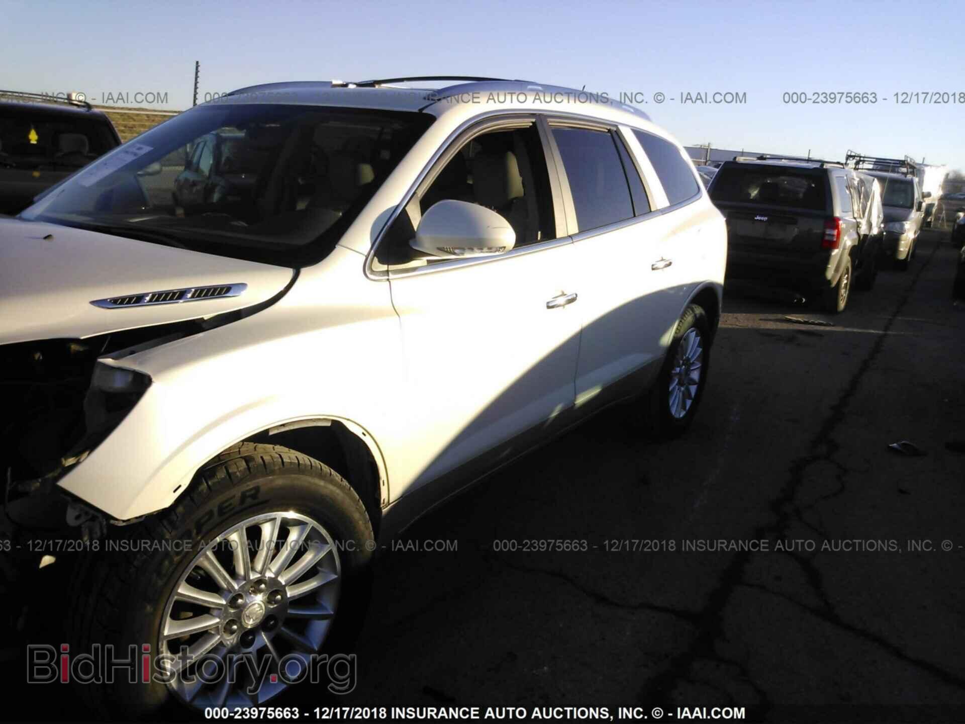 2012 BUICK ENCLAVE - VIN: 5GAKVCED2CJ385598 - Фото 2