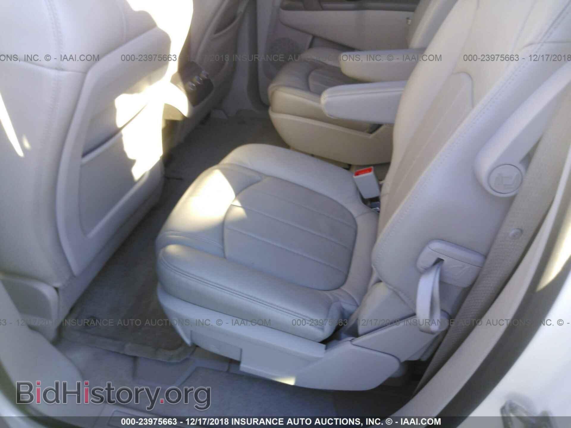 2012 BUICK ENCLAVE - VIN: 5GAKVCED2CJ385598 - Фото 8
