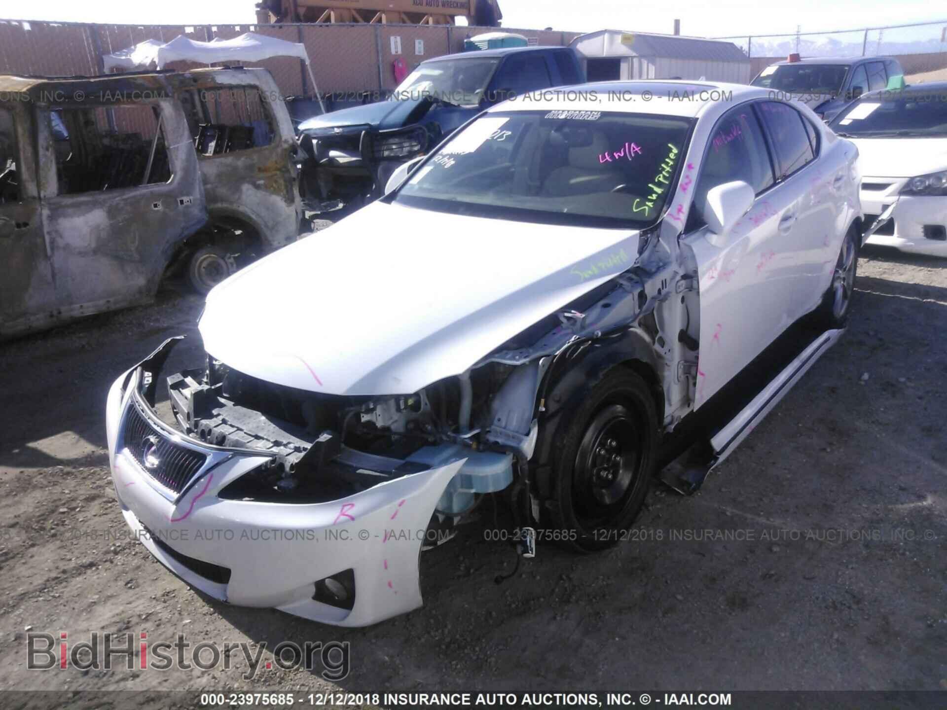 2011 LEXUS IS - VIN: JTHBF5C2XB5143737 - Фото 2