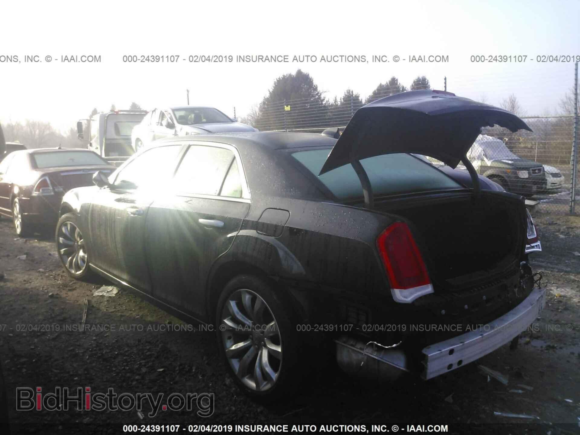 2018 CHRYSLER 300 - VIN: 2C3CCAEG9JH129968 - Фото 3