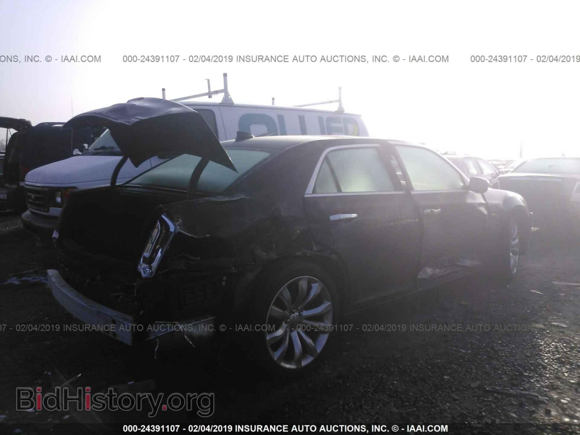 2018 CHRYSLER 300 - VIN: 2C3CCAEG9JH129968 - Фото 4