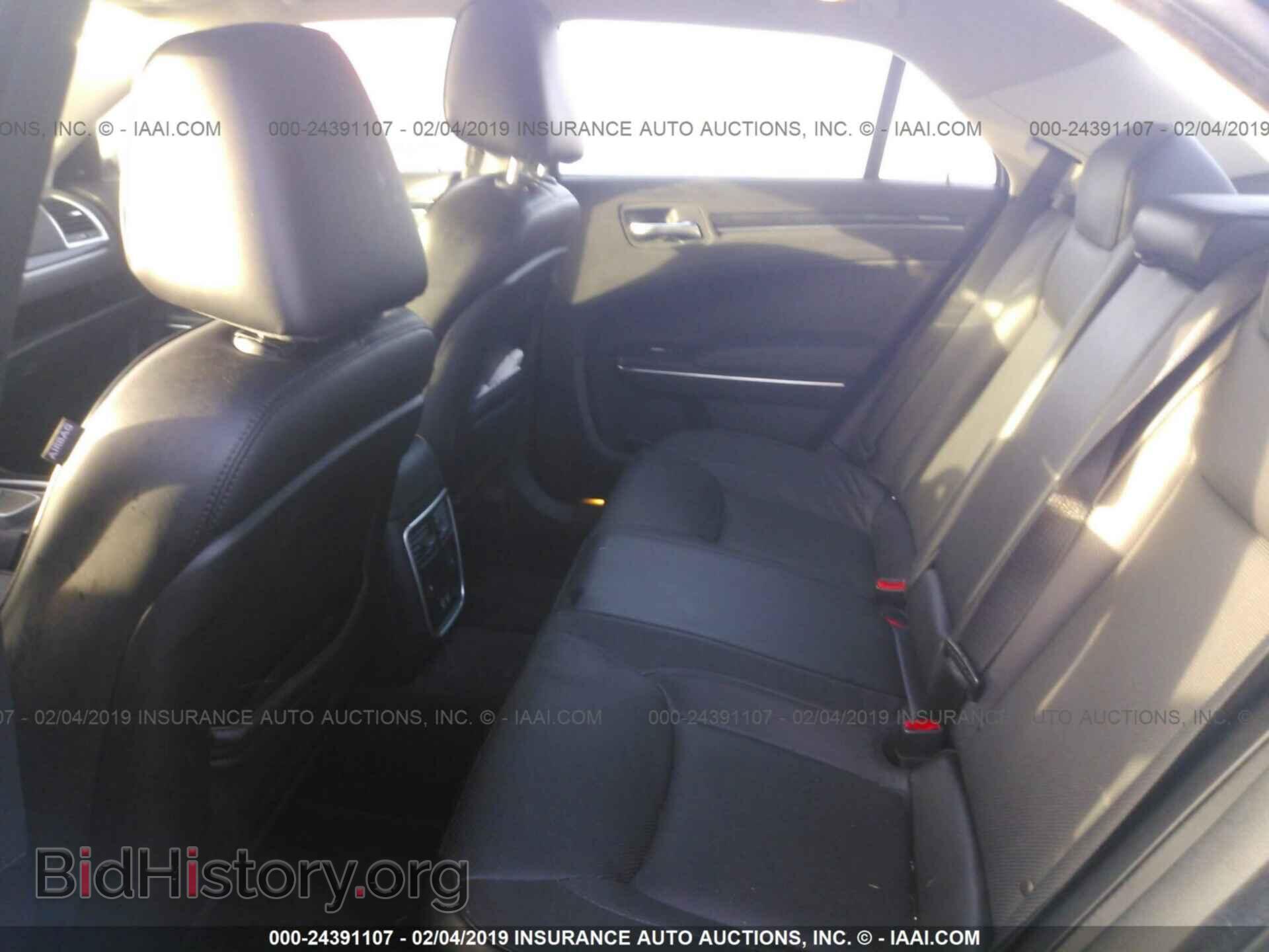 2018 CHRYSLER 300 - VIN: 2C3CCAEG9JH129968 - Фото 8