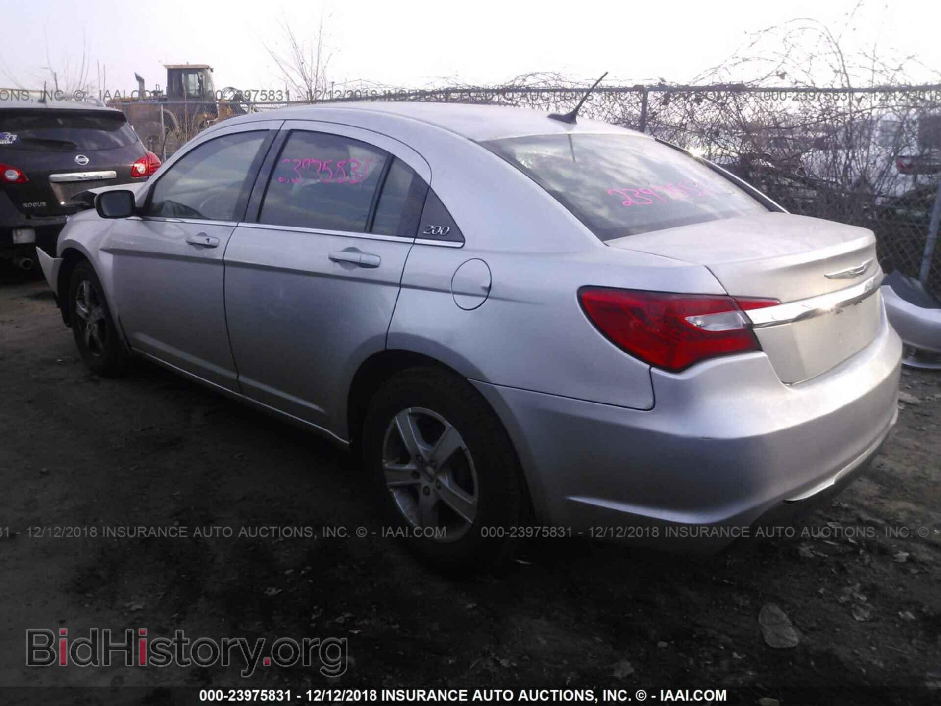 2012 CHRYSLER 200 - VIN: 1C3CCBAB7CN100771 - Фото 3