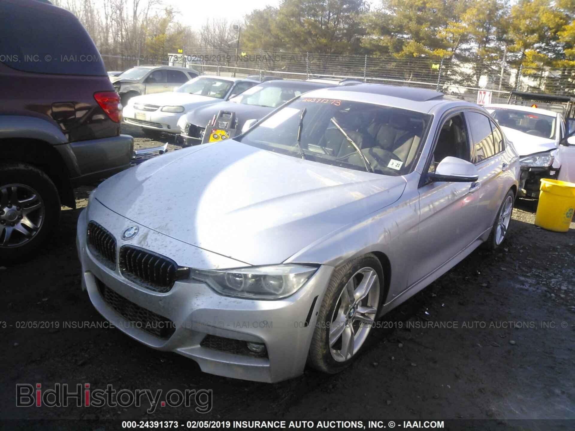 2016 BMW 328 - VIN: WBA8E3G55GNT76355 - Фото 2