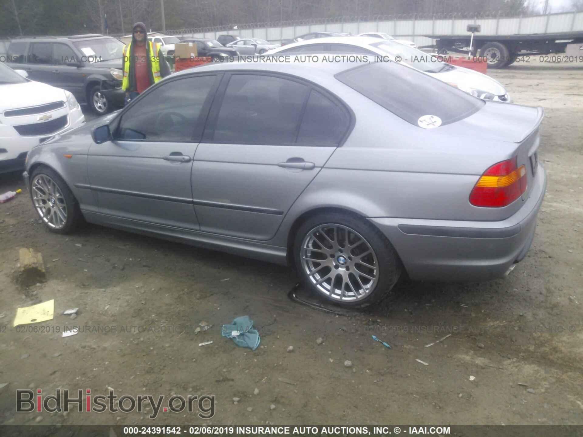 2004 BMW 330 - VIN: WBAEV53474KM34233 - Фото 3