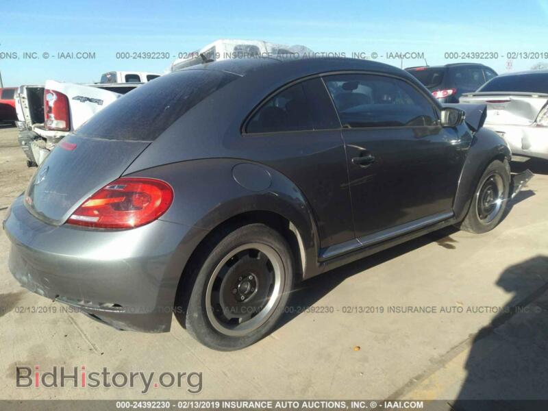 2012 Volkswagen BEETLE (VIN 3VWHX7AT6CM617059) — фото 4 из 10