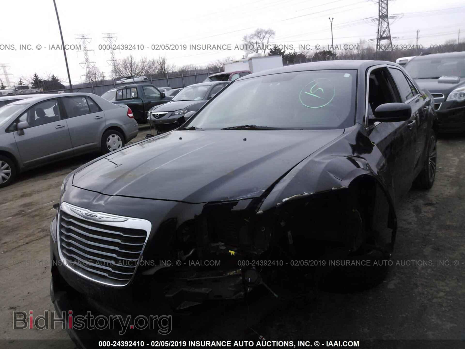 2012 CHRYSLER 300 - VIN: 2C3CCABG3CH279484 - Фото 2