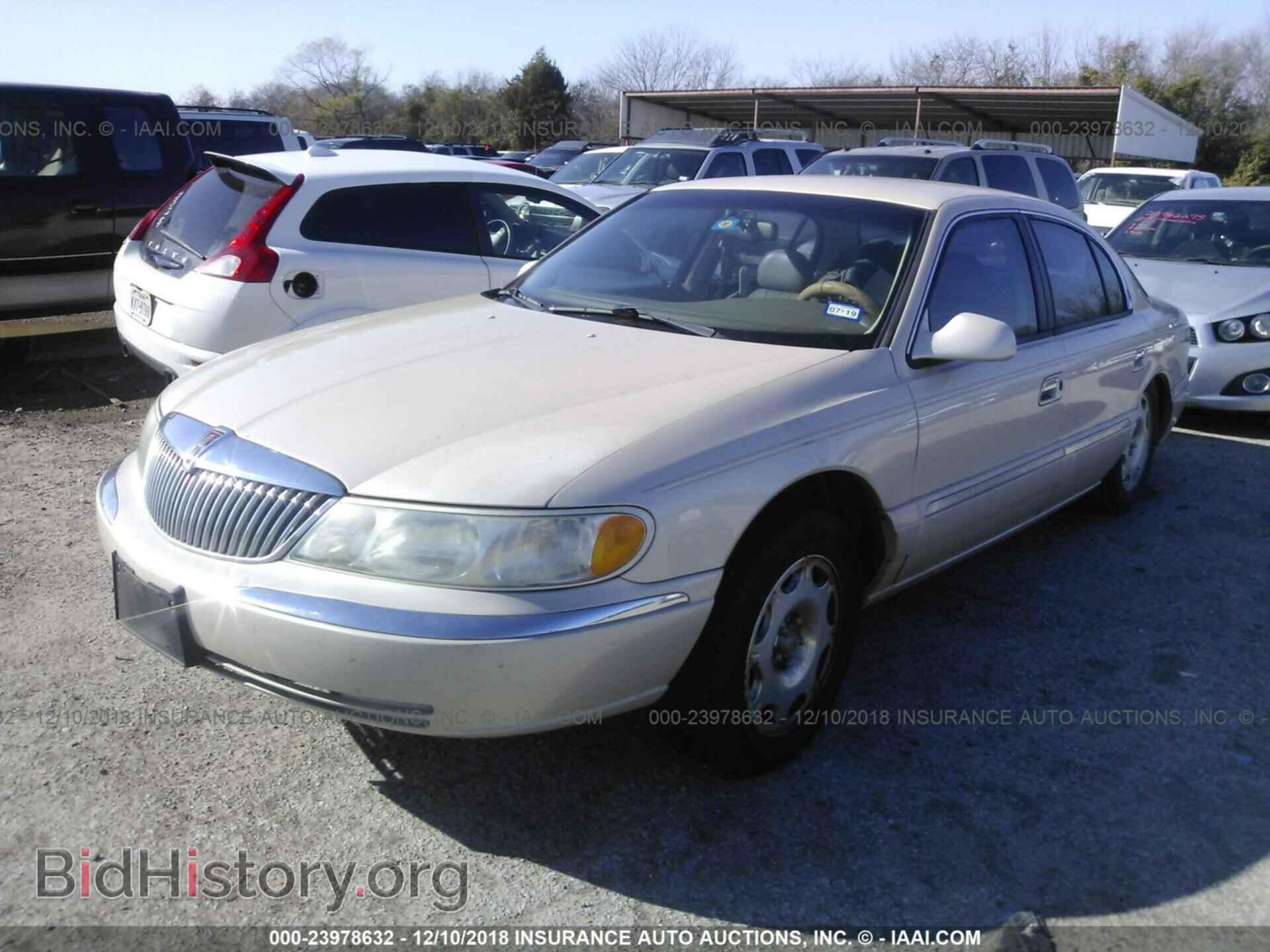 2000 LINCOLN CONTINENTAL - VIN: 1LNHM97V4YY916881 - Фото 2